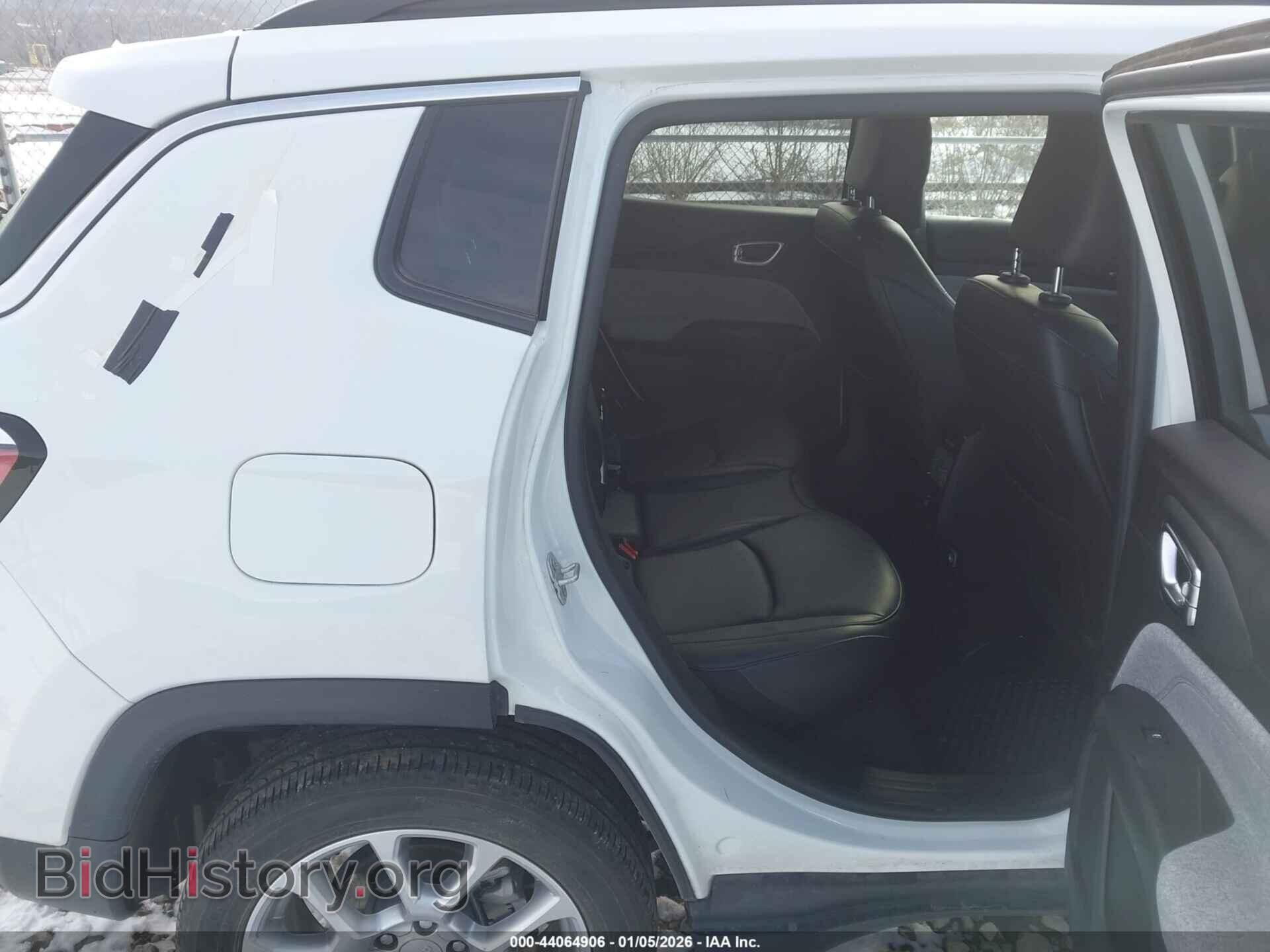 2024 JEEP COMPASS - VIN: 3C4NJDFN4RT104777 - Фото 8