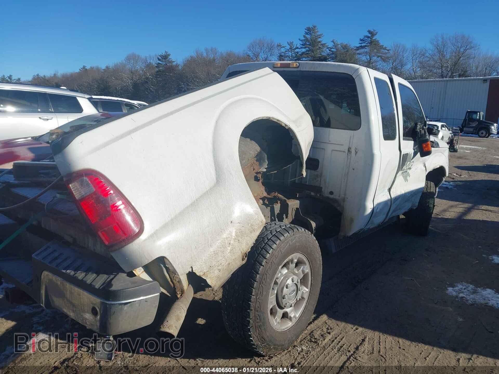 2014 FORD F-250 - VIN: 1FT7X2B61EEB72393 - Фото 4