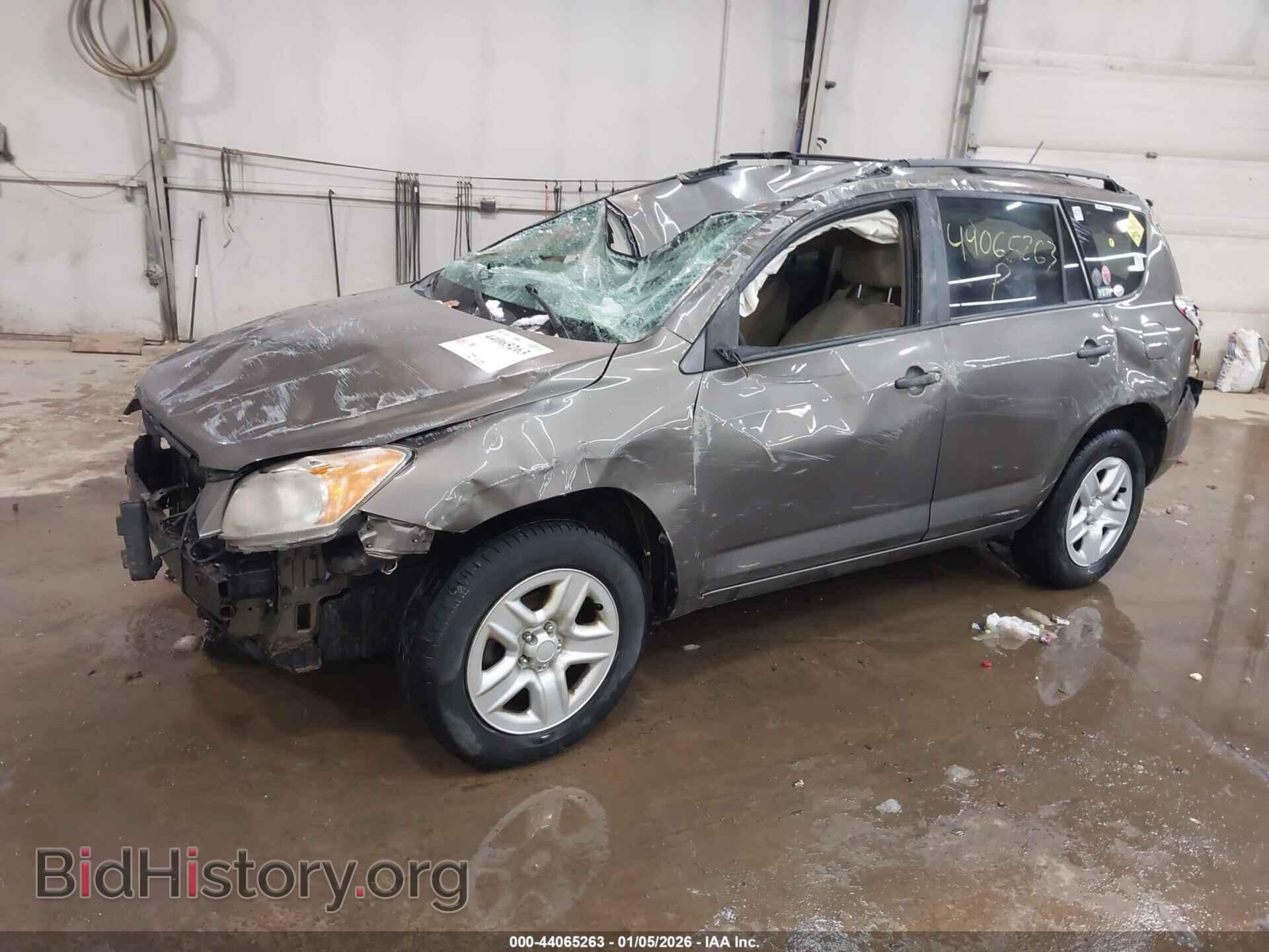 2010 TOYOTA RAV4 - VIN: 2T3BF4DV9AW071313 - Фото 2