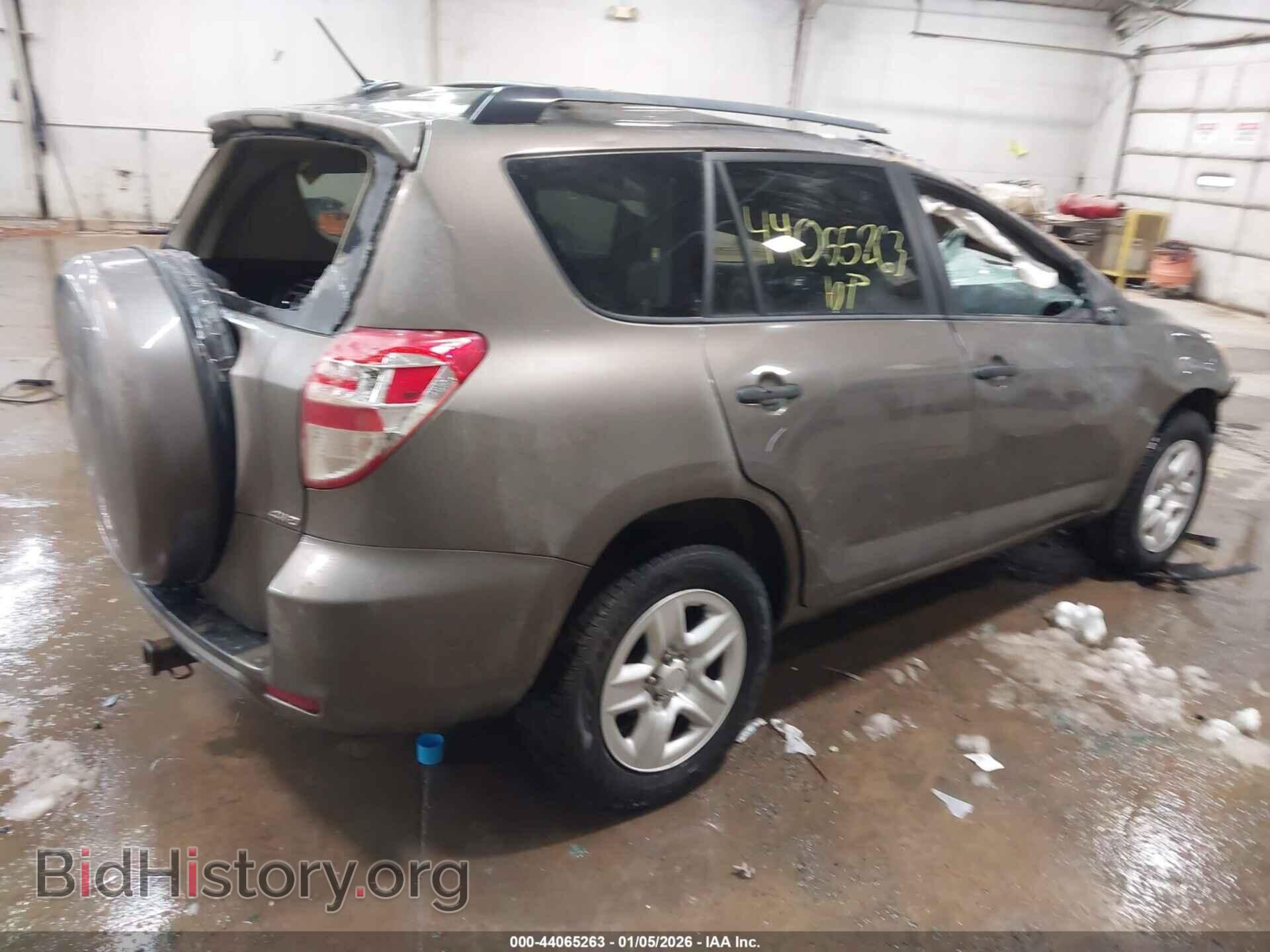 2010 TOYOTA RAV4 - VIN: 2T3BF4DV9AW071313 - Фото 4