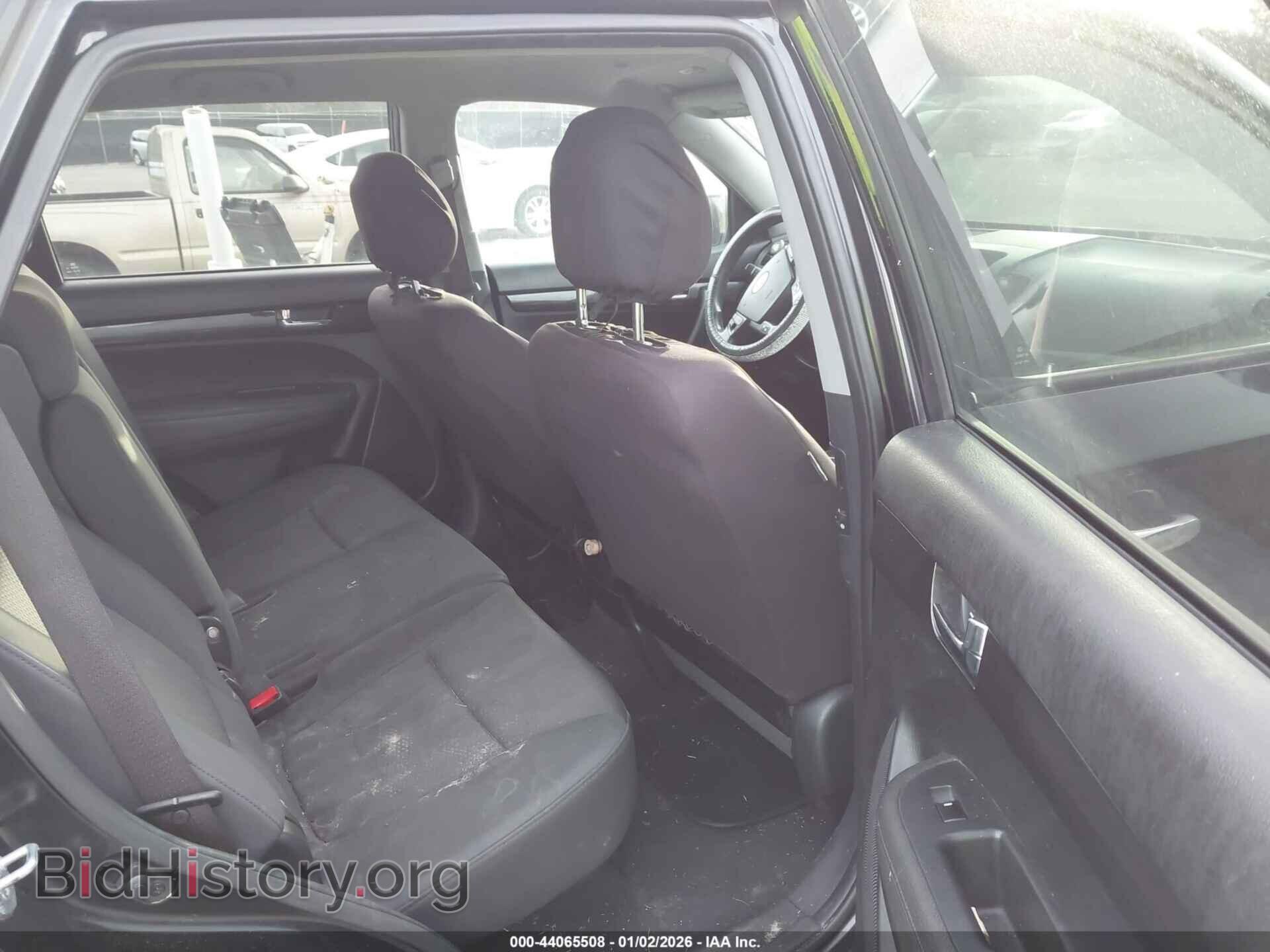 2012 KIA SORENTO - VIN: 5XYKT3A60CG228292 - Фото 8