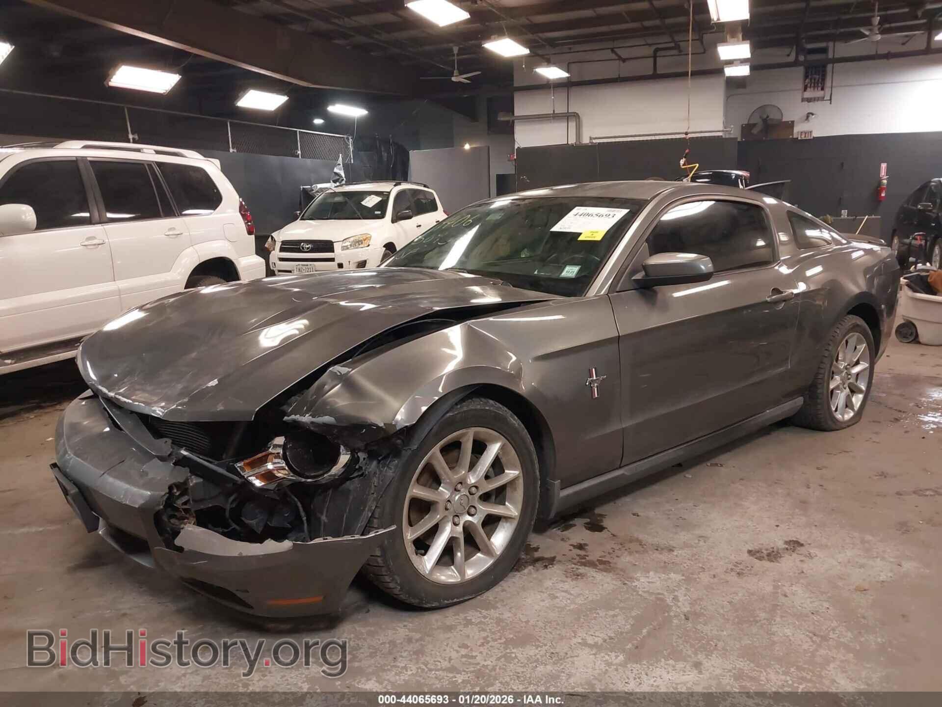 2011 FORD MUSTANG - VIN: 1ZVBP8AM8B5121902 - Фото 2
