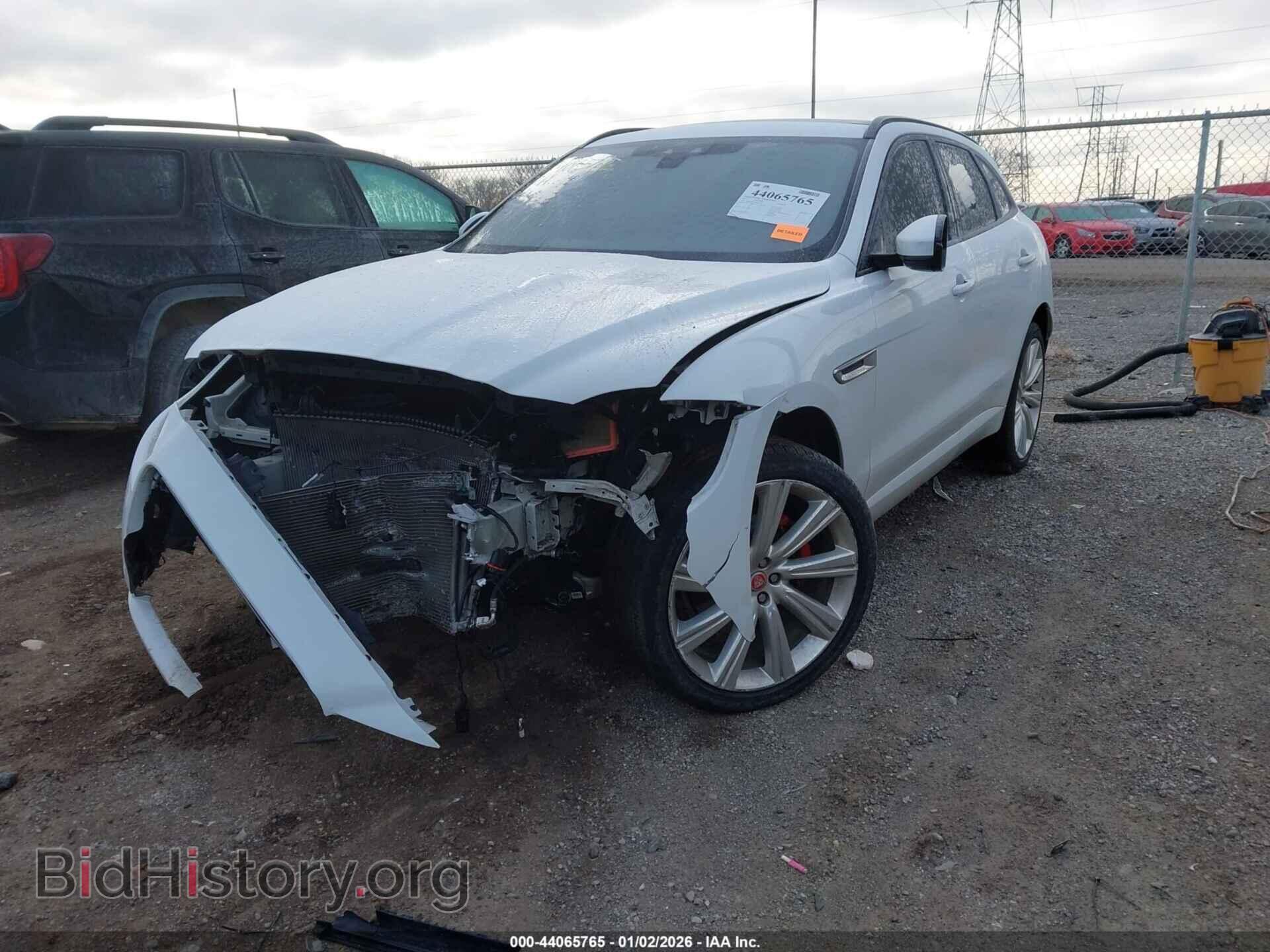 2017 JAGUAR F-PACE - VIN: SADCJ2BV2HA075243 - Фото 2