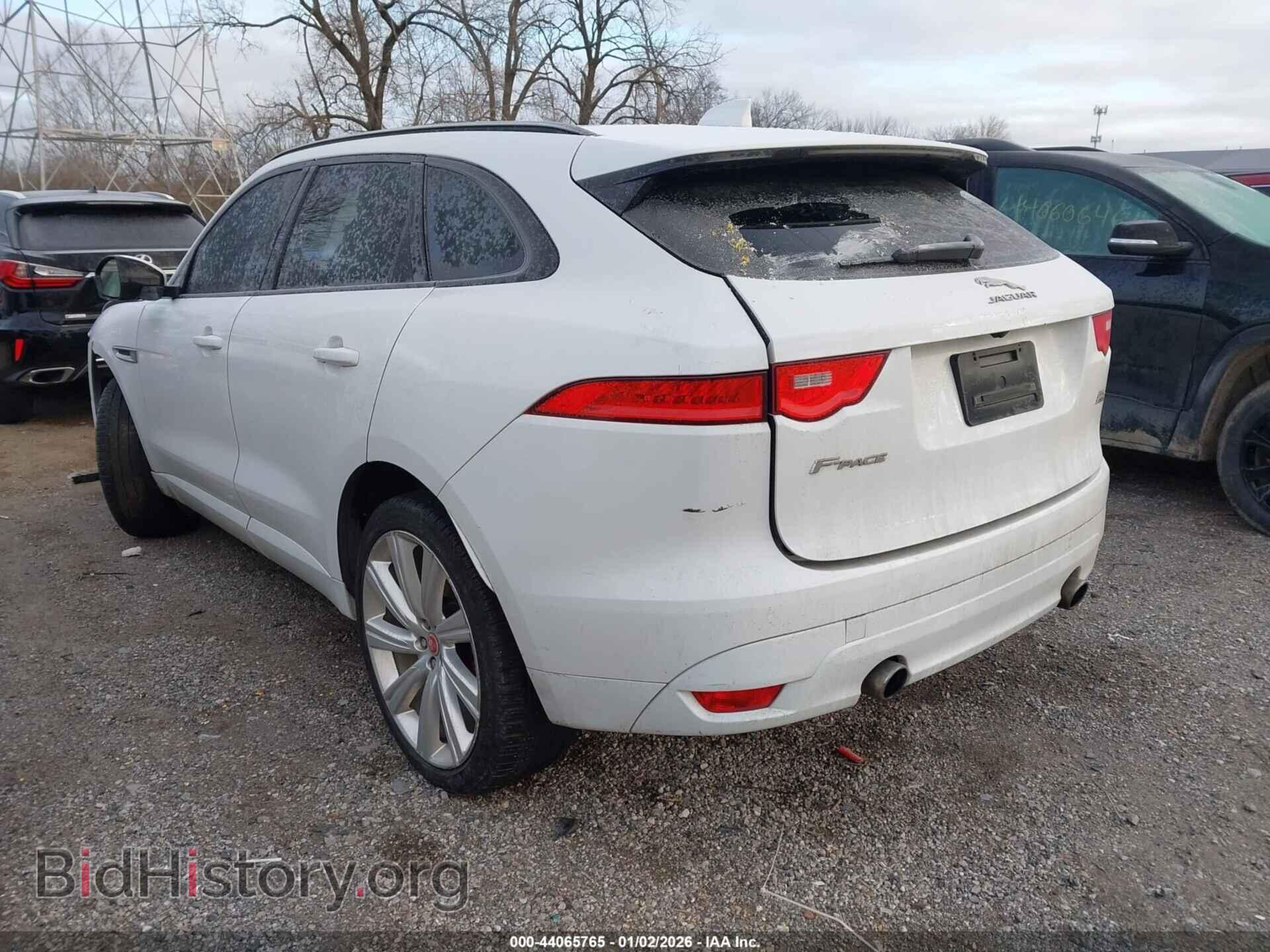 2017 JAGUAR F-PACE - VIN: SADCJ2BV2HA075243 - Фото 3