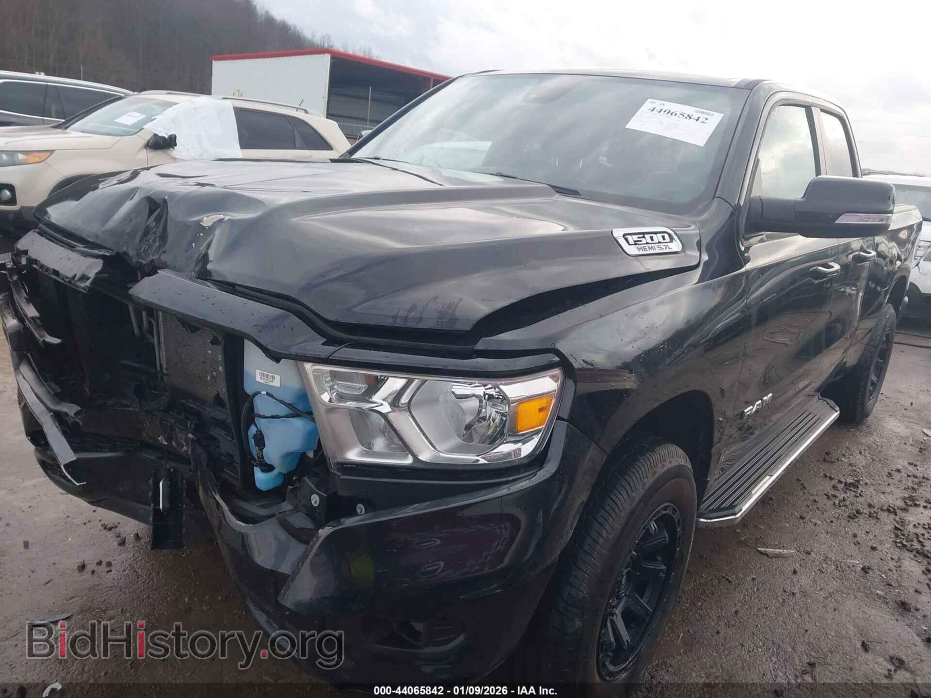 2021 RAM 1500 - VIN: 1C6SRFBT3MN787633 - Фото 2