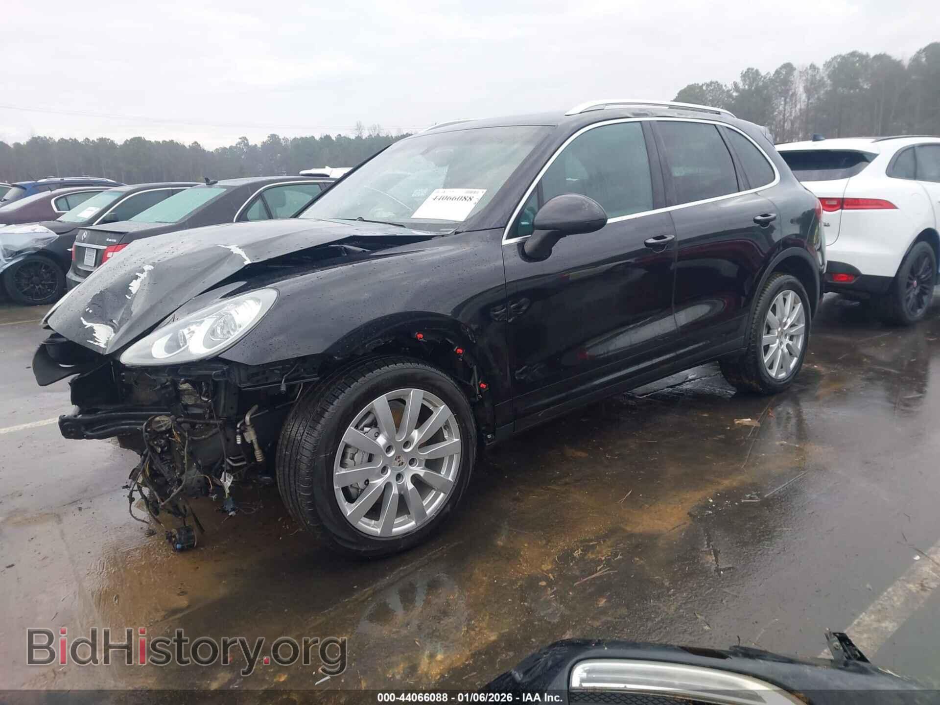 2012 PORSCHE CAYENNE - VIN: WP1AB2A21CLA49039 - Photo 2