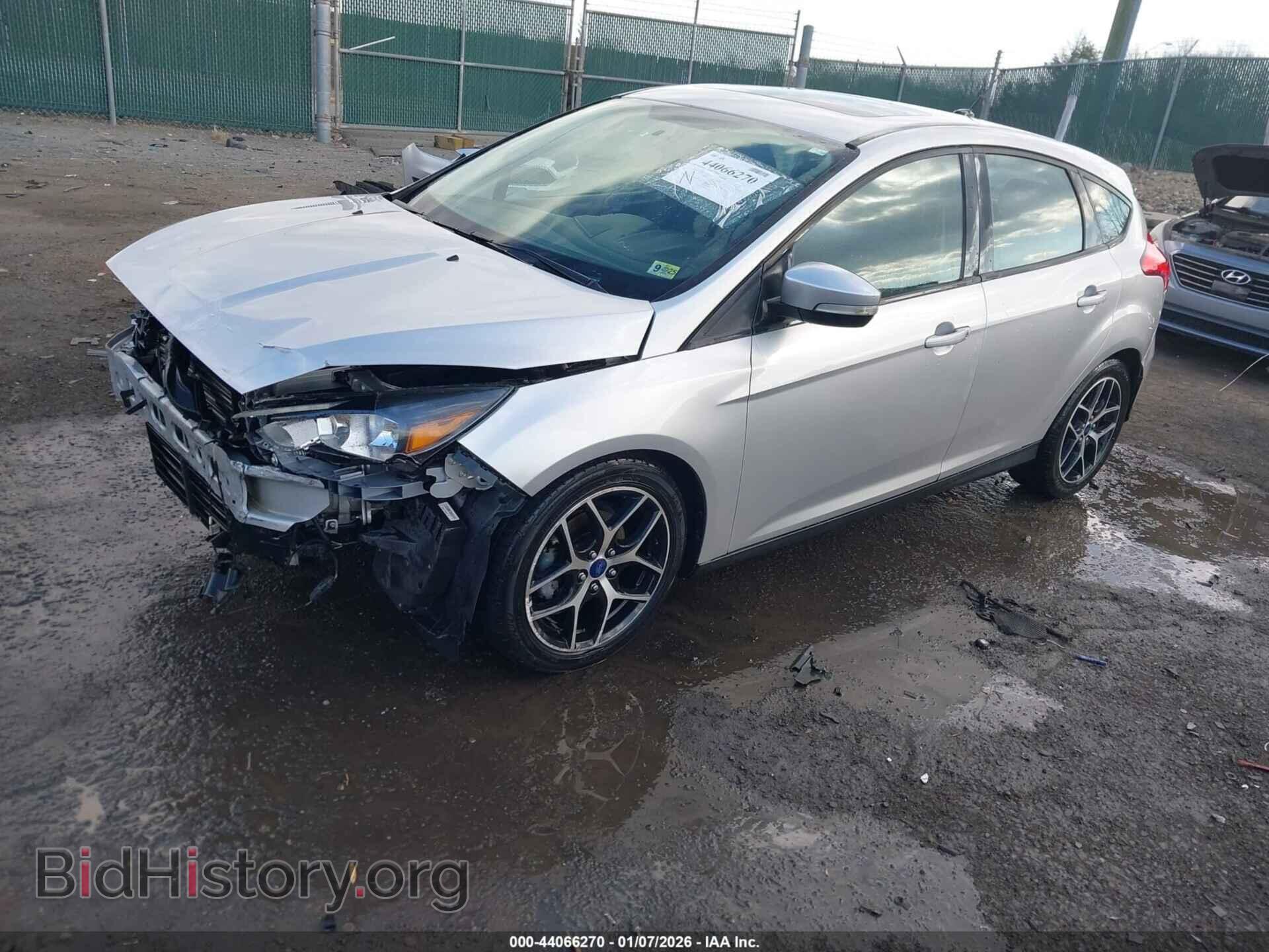2017 FORD FOCUS - VIN: 1FADP3M22HL242492 - Фото 2