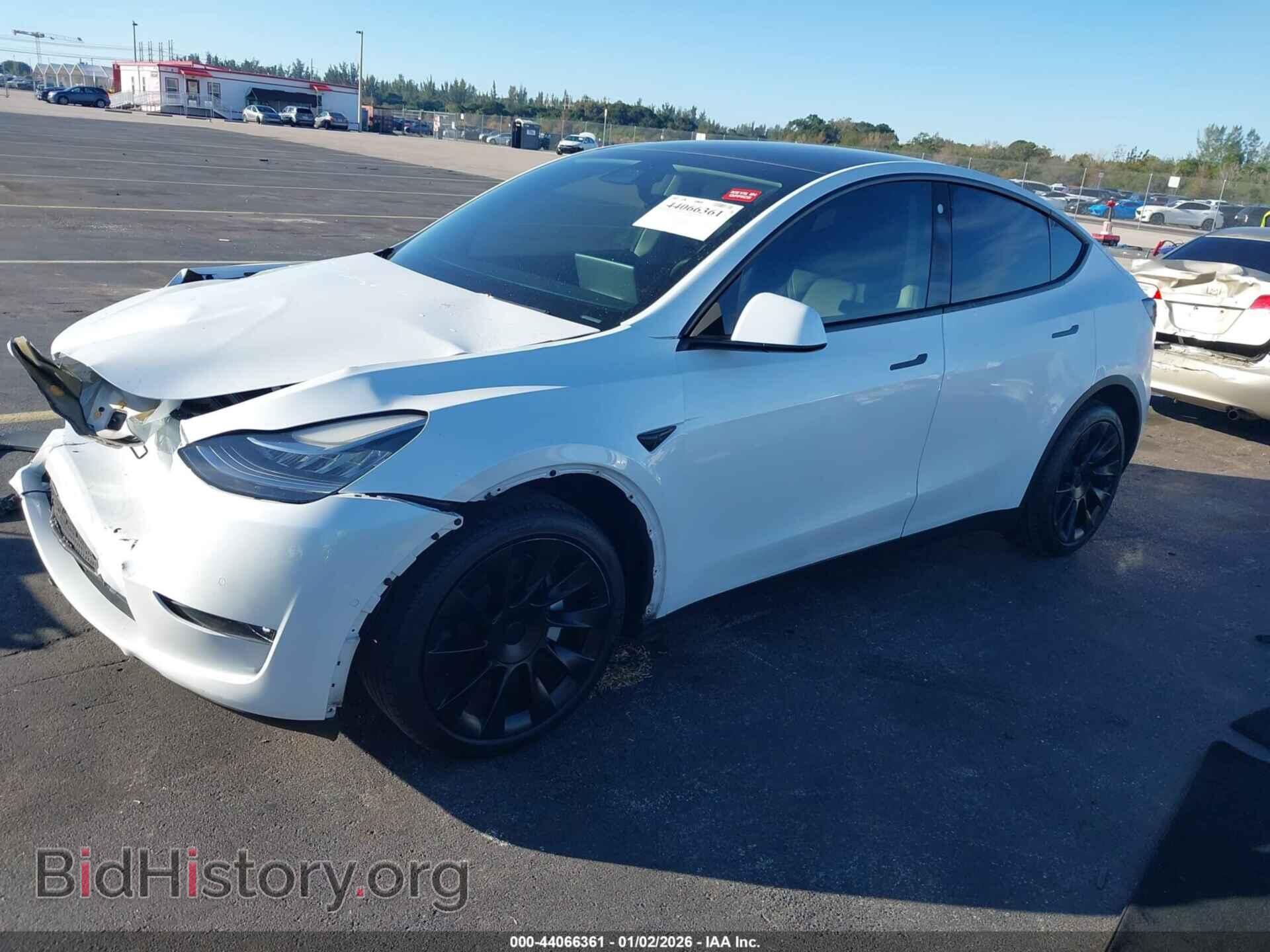 2022 TESLA MODEL Y - VIN: 7SAYGDEE9NF385502 - Фото 2