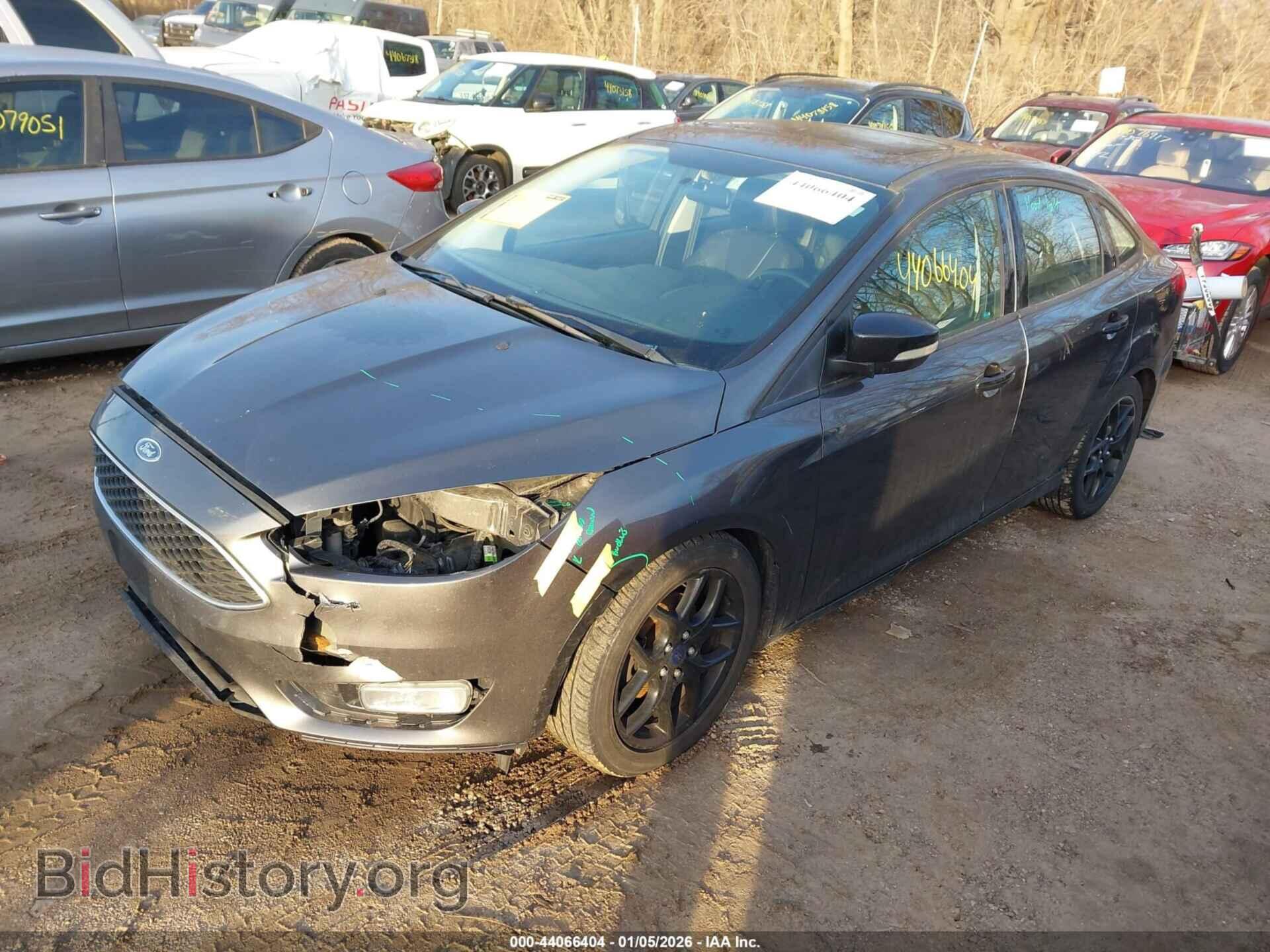 2016 FORD FOCUS - VIN: 1FADP3F23GL256574 - Фото 2