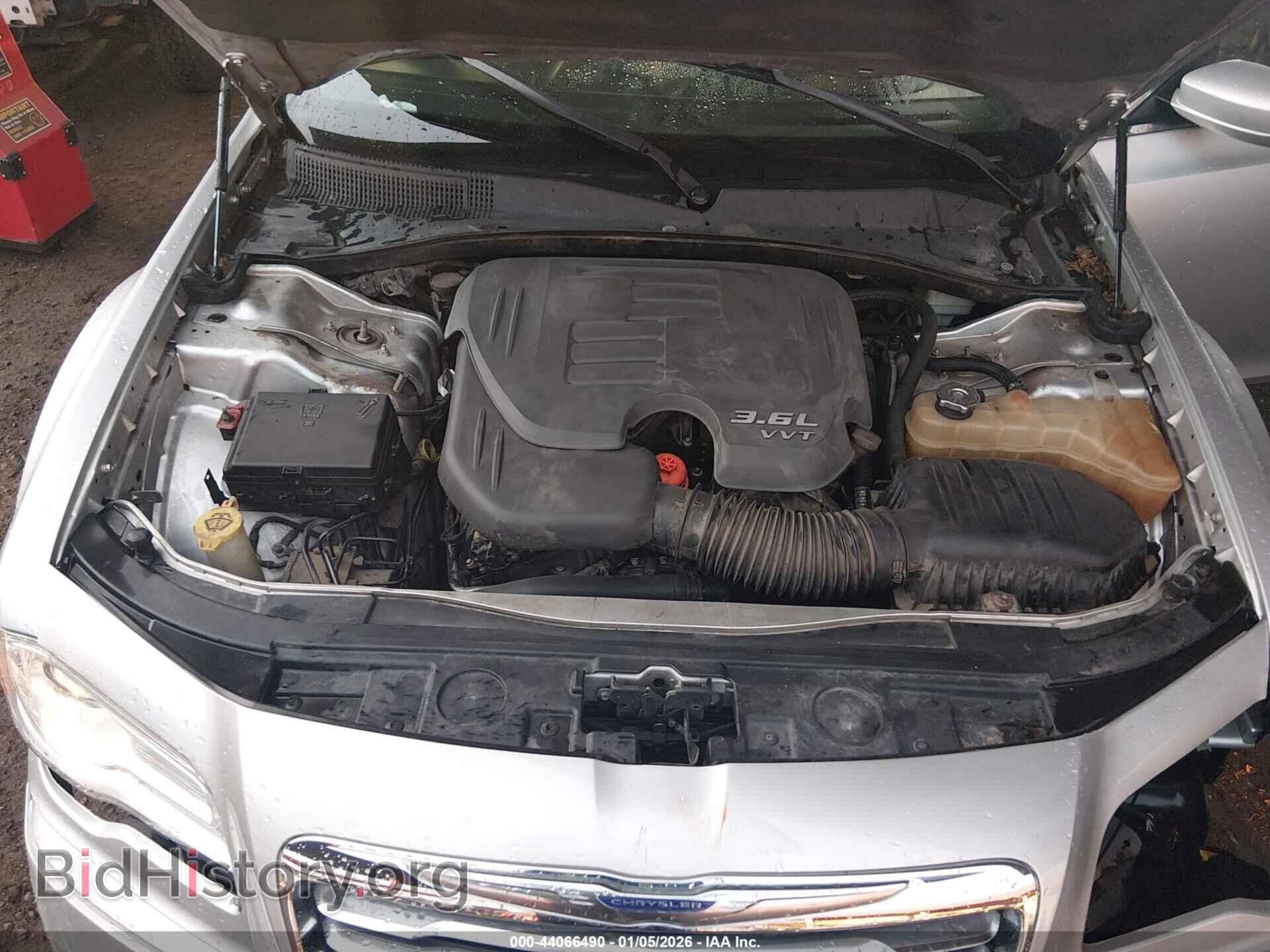 2012 CHRYSLER 300 - VIN: 2C3CCAAG7CH116550 - Photo 10