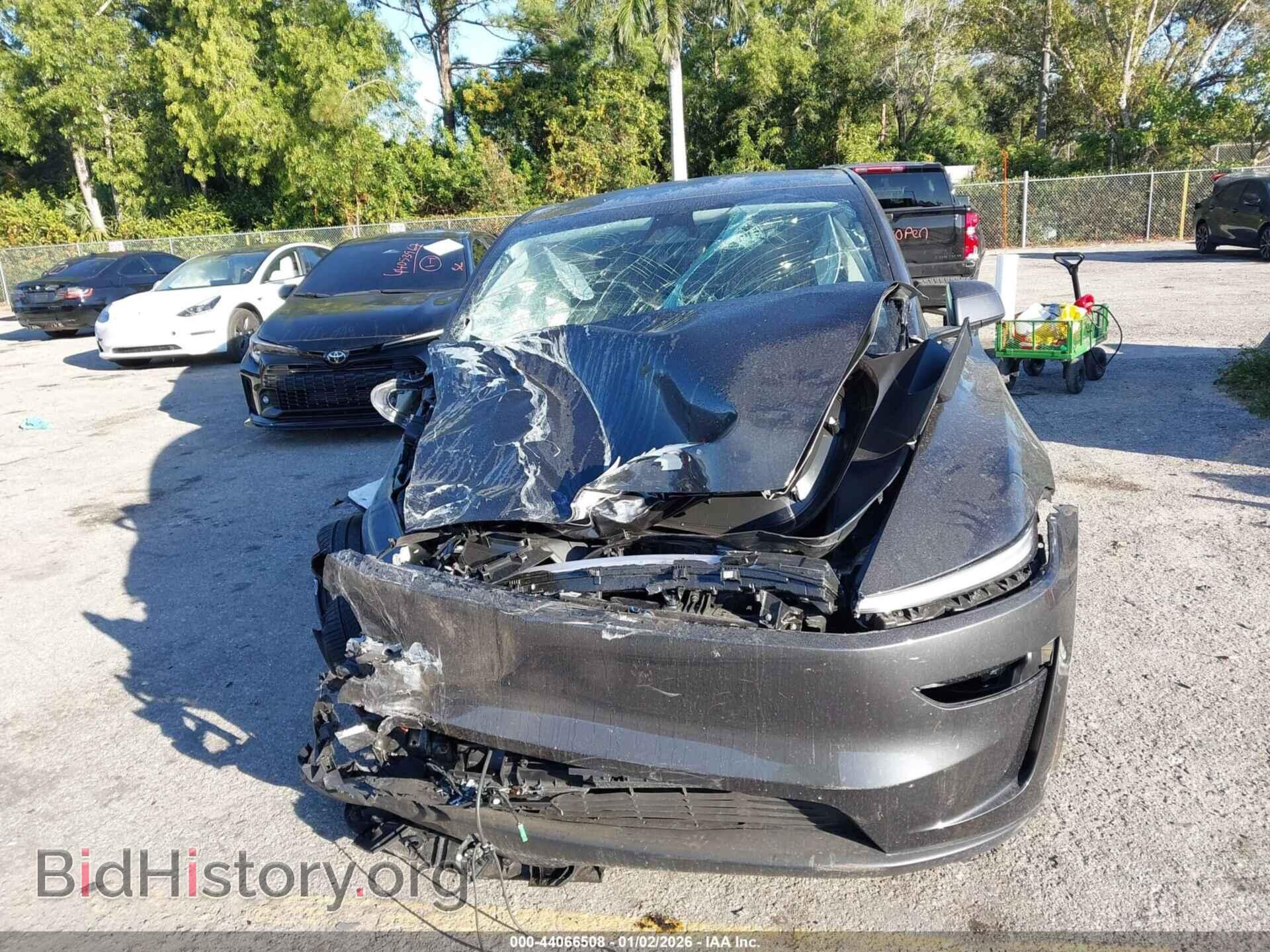 2026 TESLA MODEL Y - VIN: 7SAYGDED8TA442810 - Фото 6