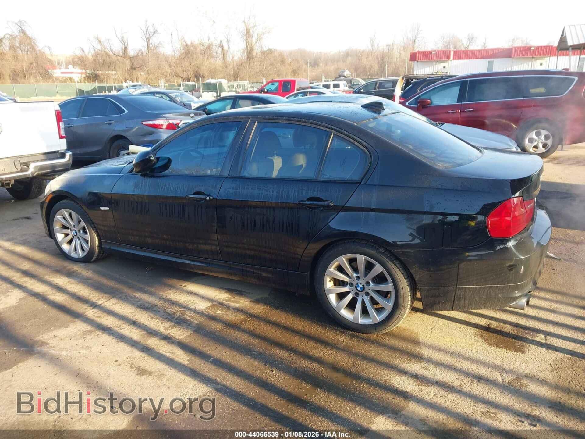 2011 BMW 328I - VIN: WBAPH7C53BE681751 - Фото 14