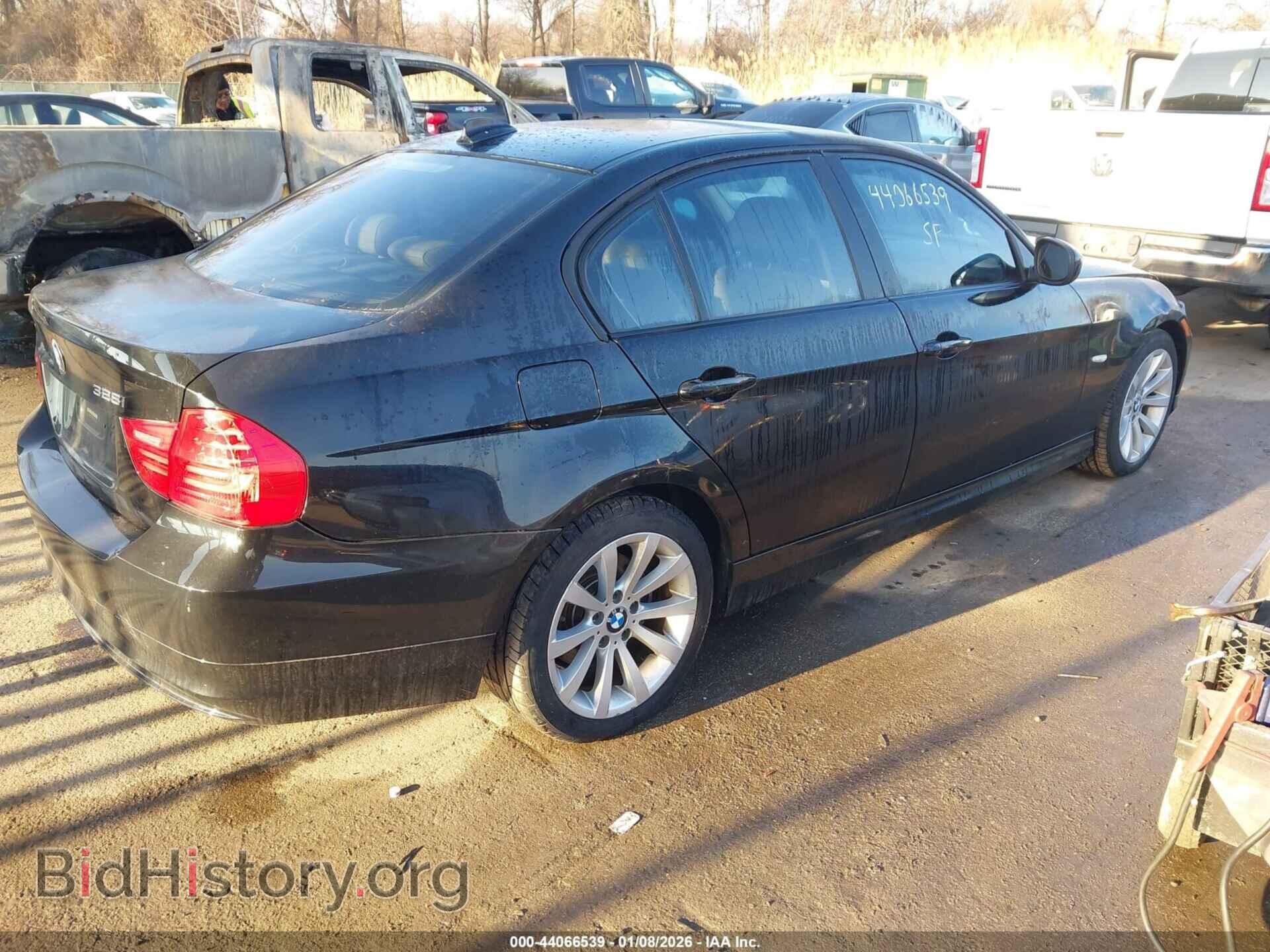 2011 BMW 328I - VIN: WBAPH7C53BE681751 - Фото 4