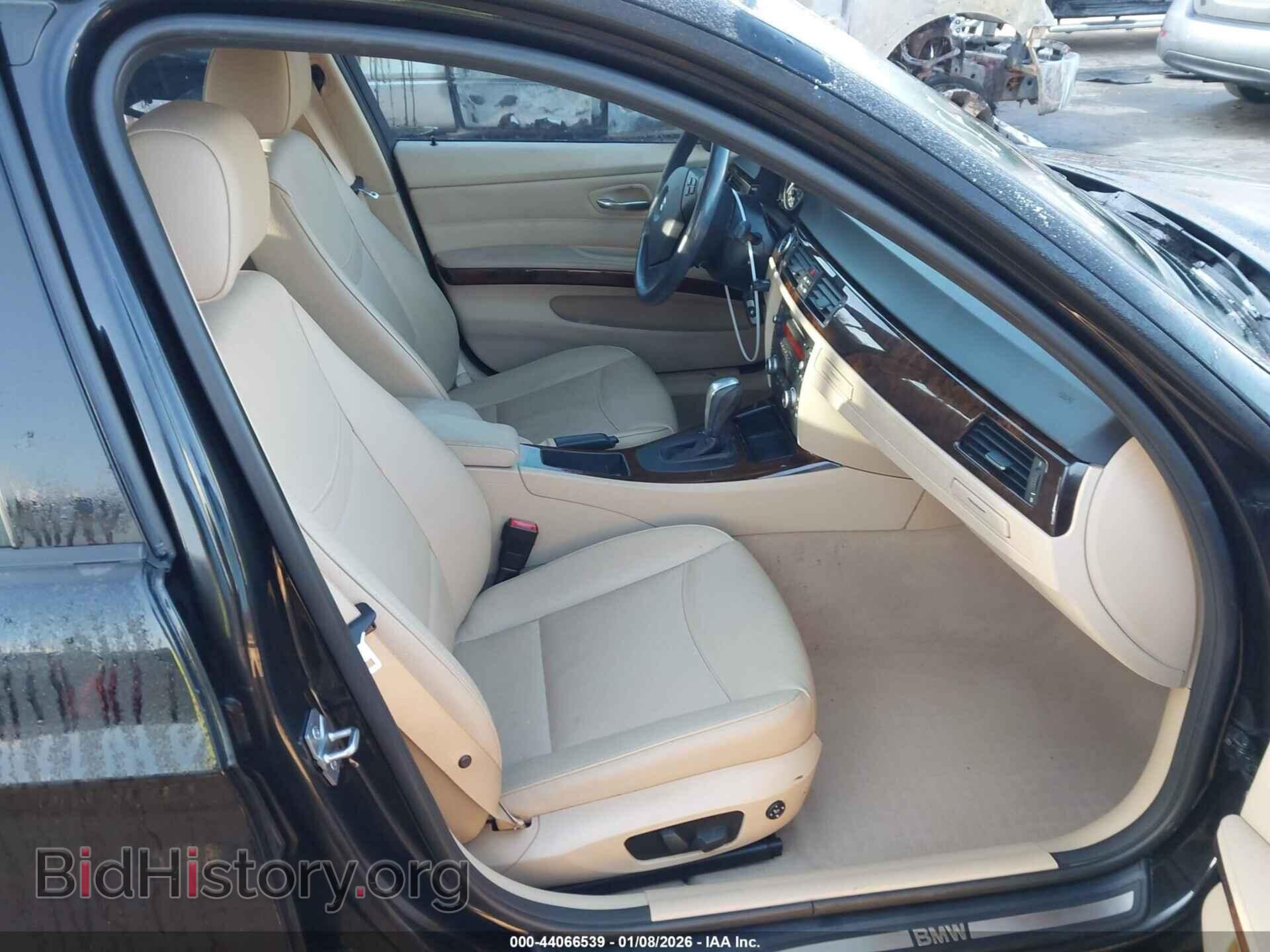 2011 BMW 328I - VIN: WBAPH7C53BE681751 - Фото 5