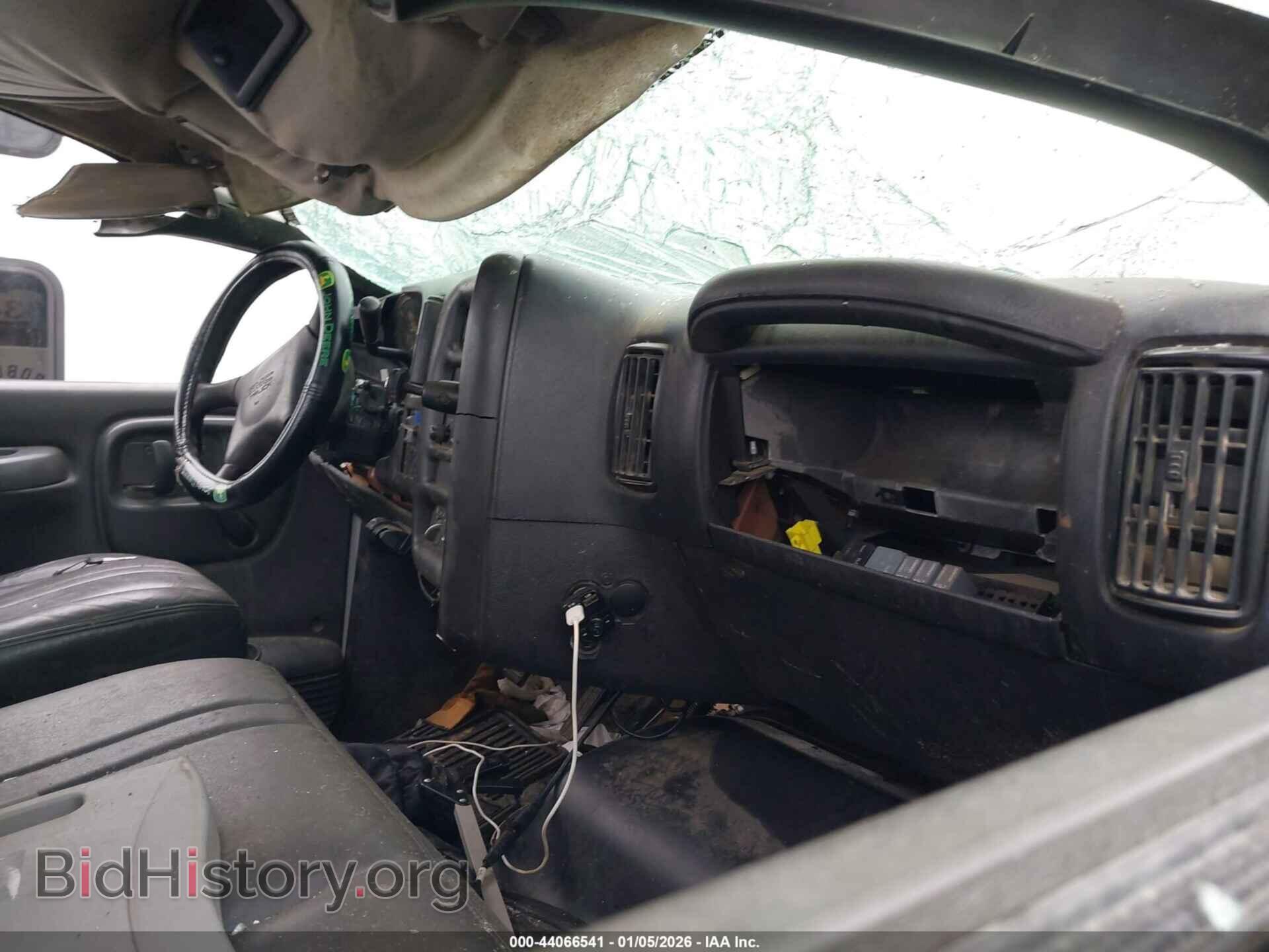 2005 GMC C4500 - VIN: 1GDE4C1EX5F505467 - Photo 5