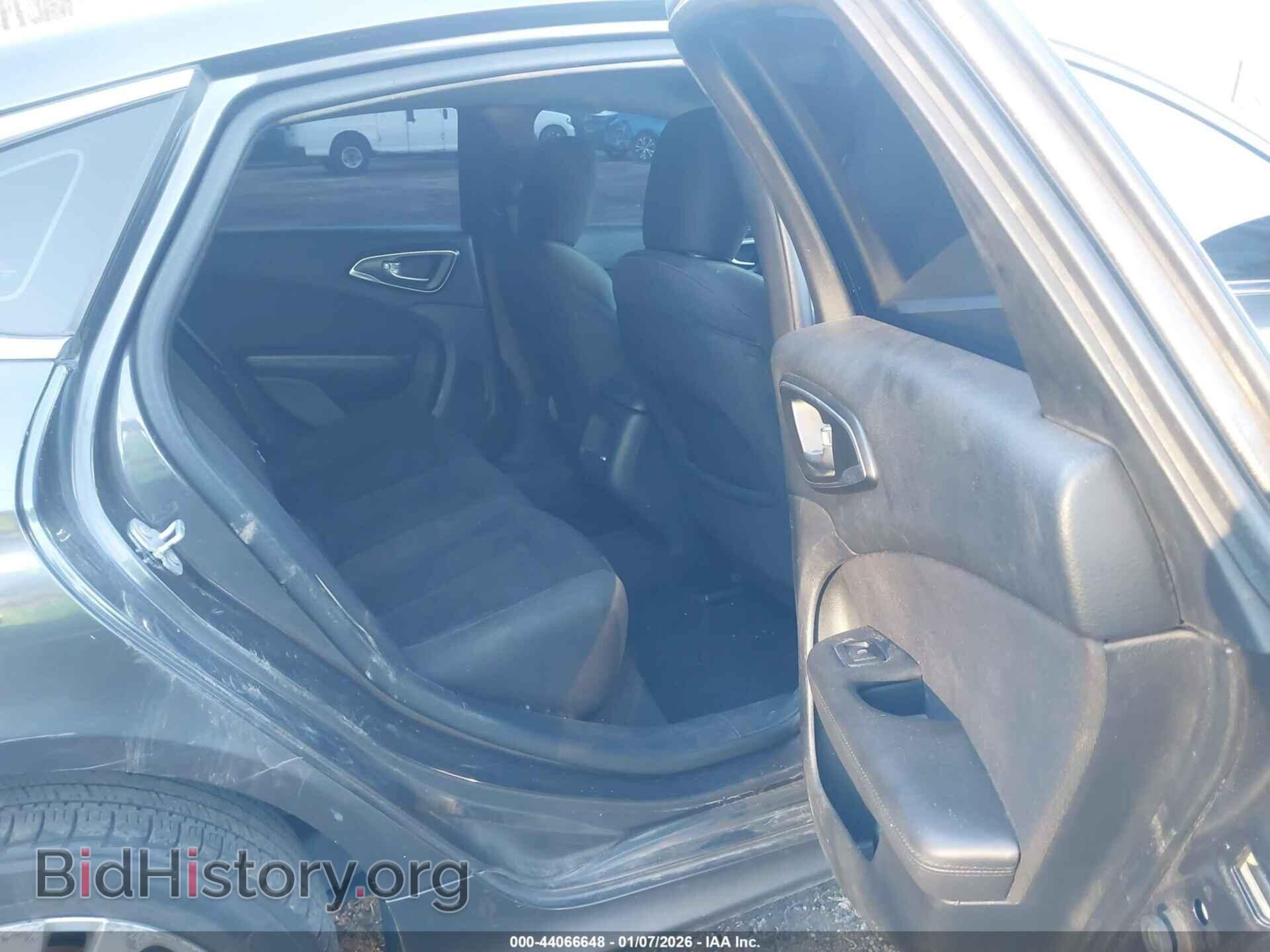 2015 CHRYSLER 200 - VIN: 1C3CCCAB7FN714620 - Фото 8