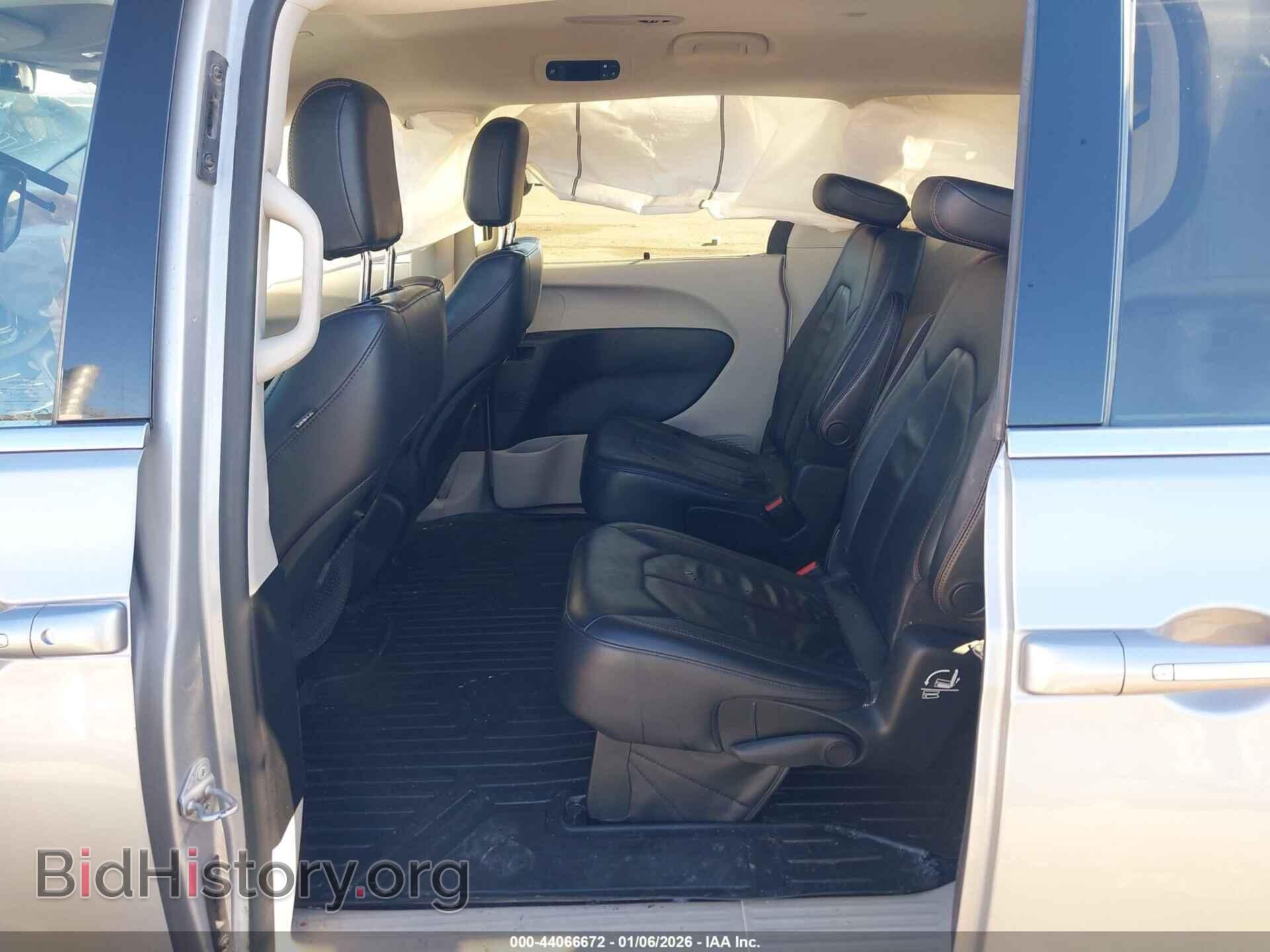 2017 CHRYSLER PACIFICA - VIN: 2C4RC1BG6HR795037 - Фото 8
