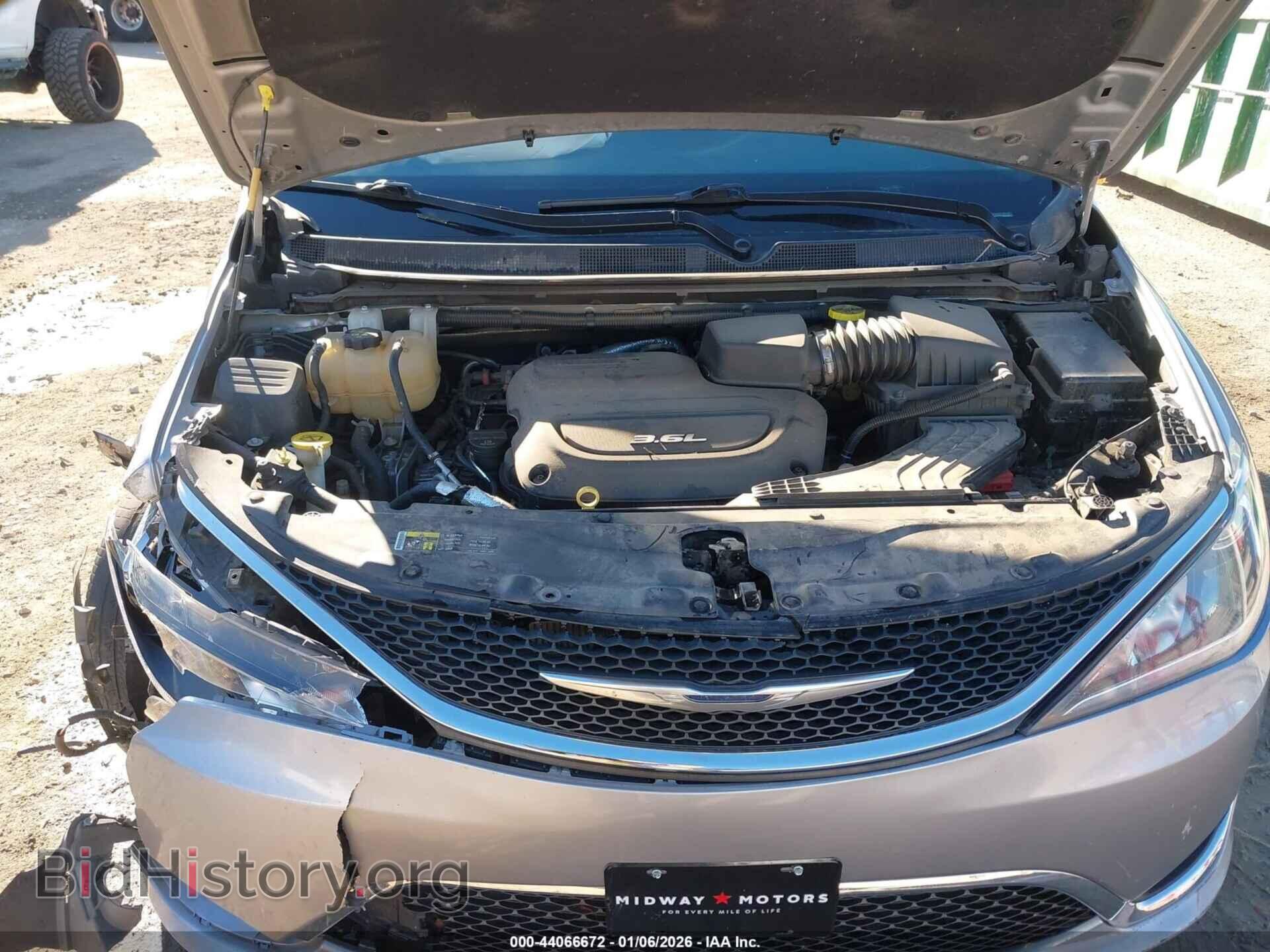 2017 CHRYSLER PACIFICA - VIN: 2C4RC1BG6HR795037 - Фото 10