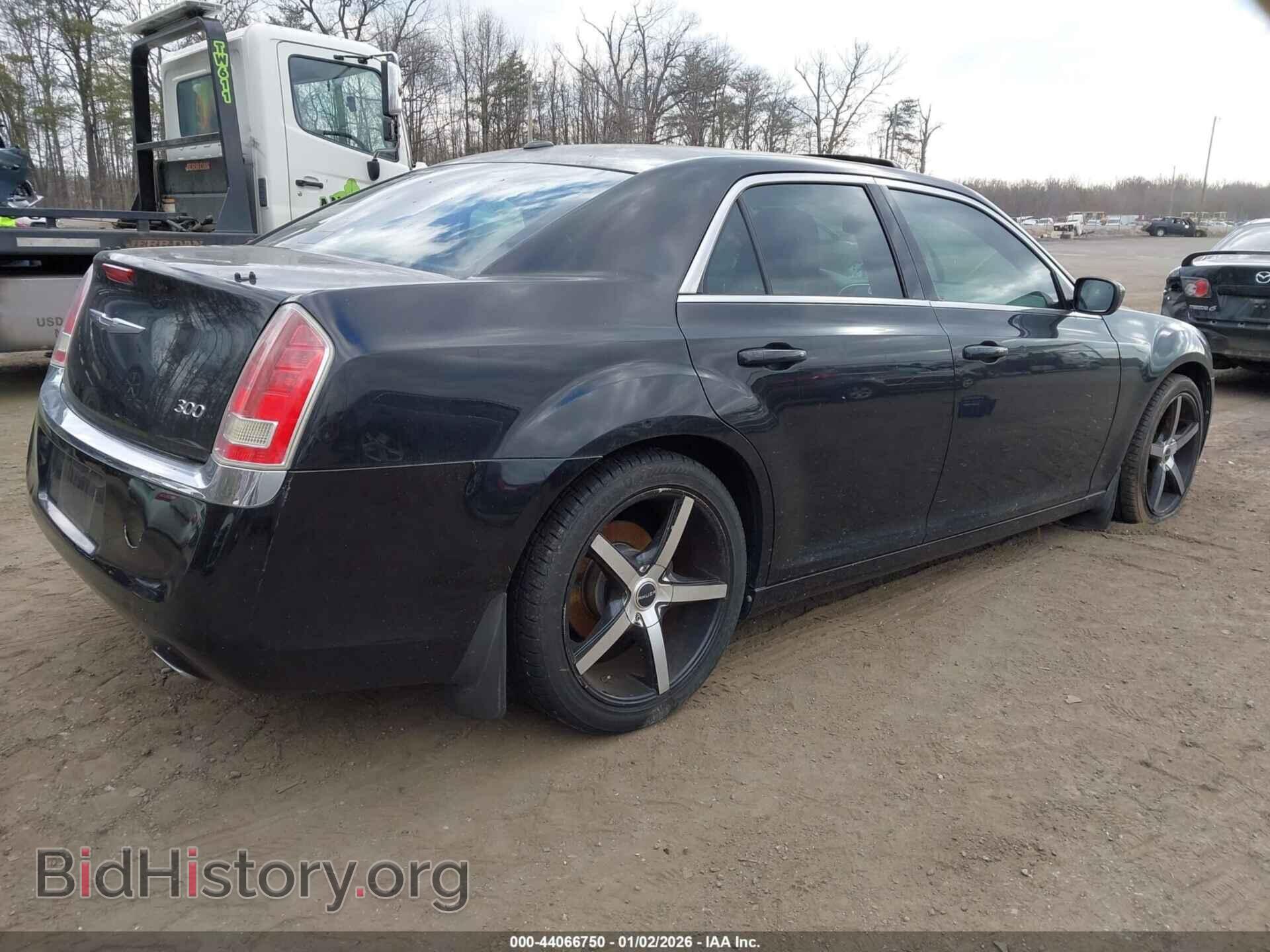 2013 CHRYSLER 300 - VIN: 2C3CCAAG0DH529041 - Фото 4