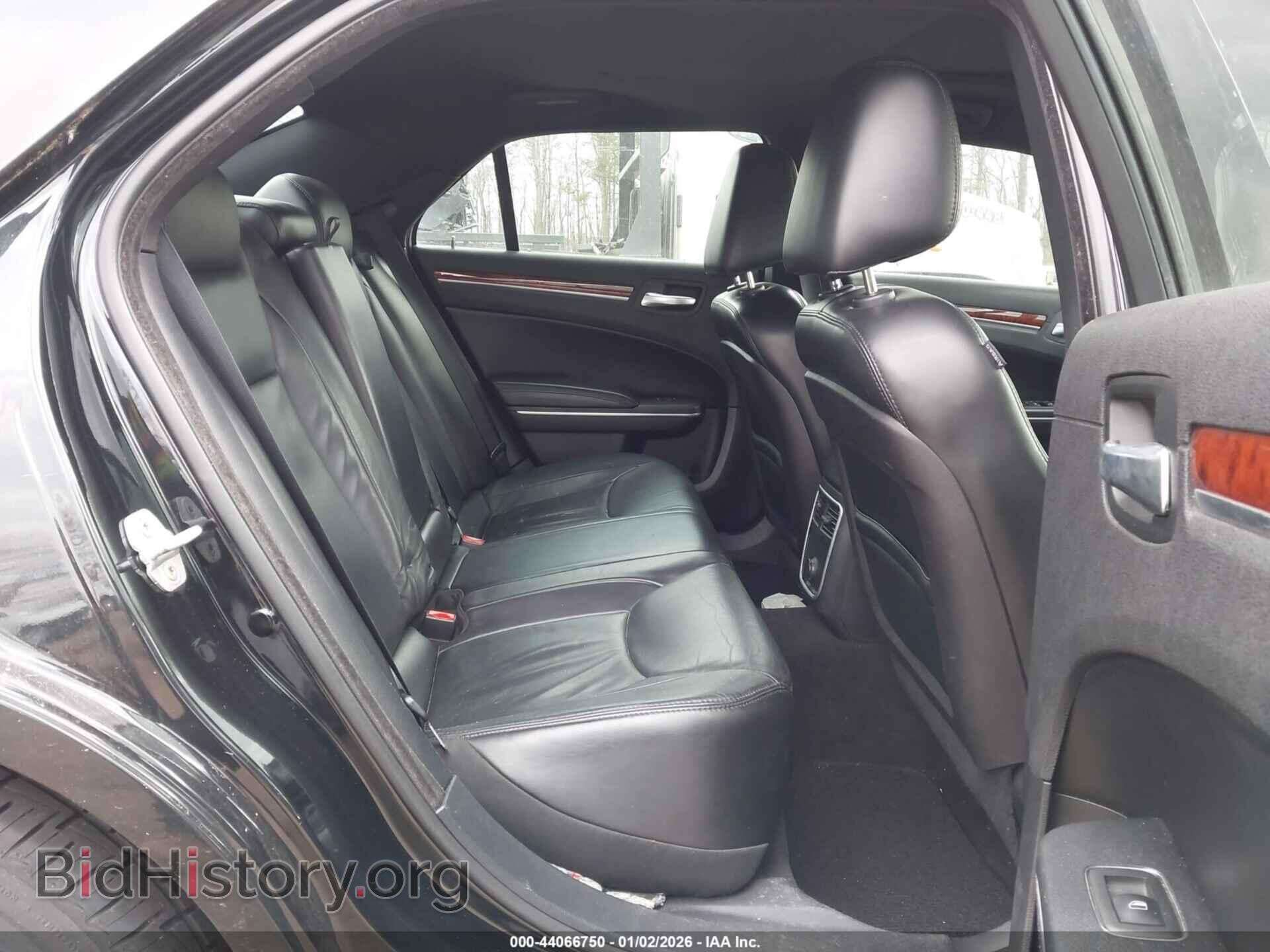 2013 CHRYSLER 300 - VIN: 2C3CCAAG0DH529041 - Фото 8