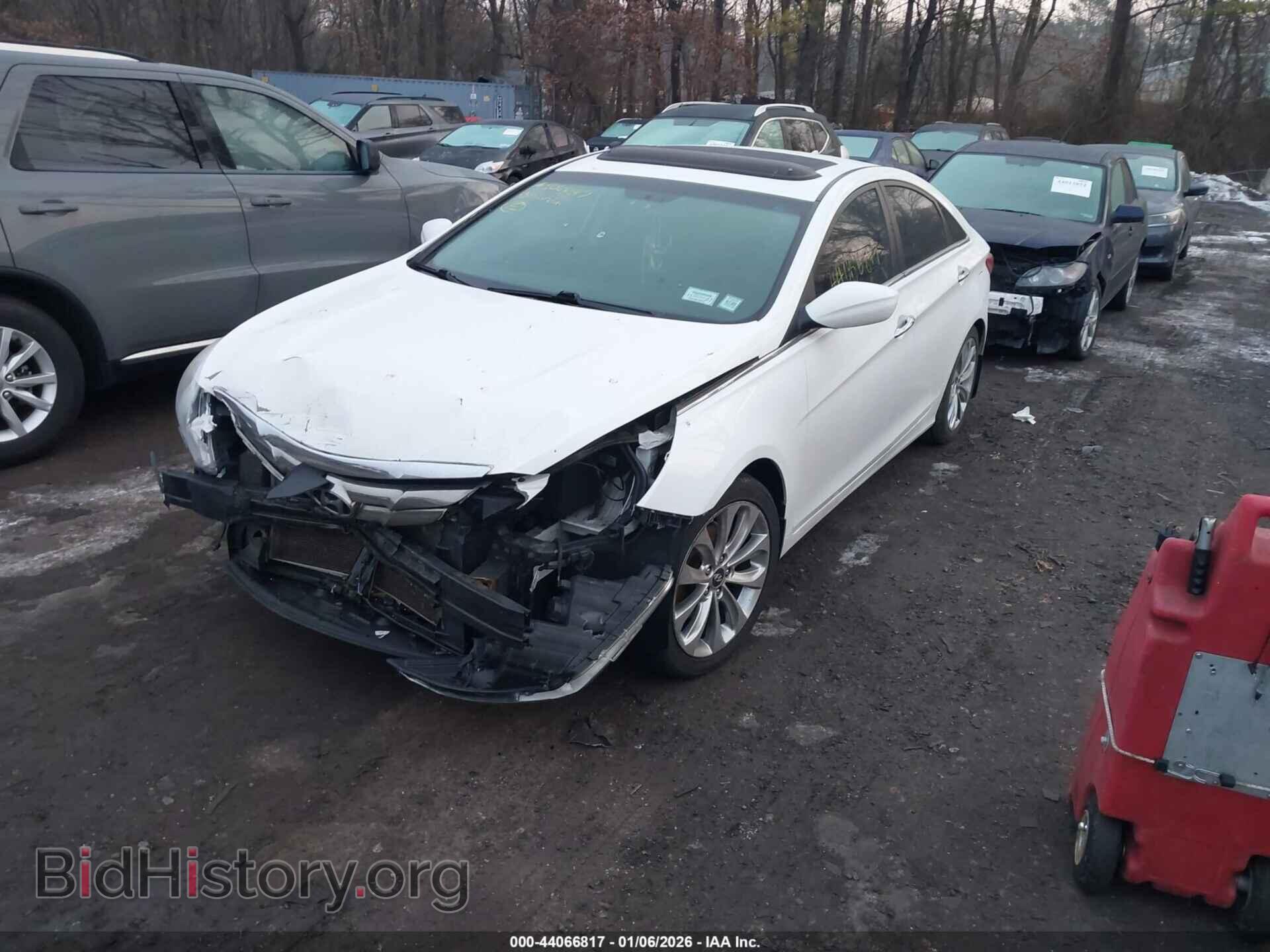 2013 HYUNDAI SONATA - VIN: 5NPEC4AC0DH803056 - Фото 2