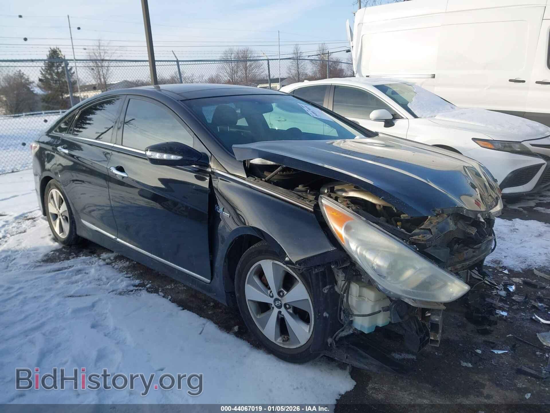 Фотография KMHEC4A49CA060911 - HYUNDAI SONATA HYBRID 2012