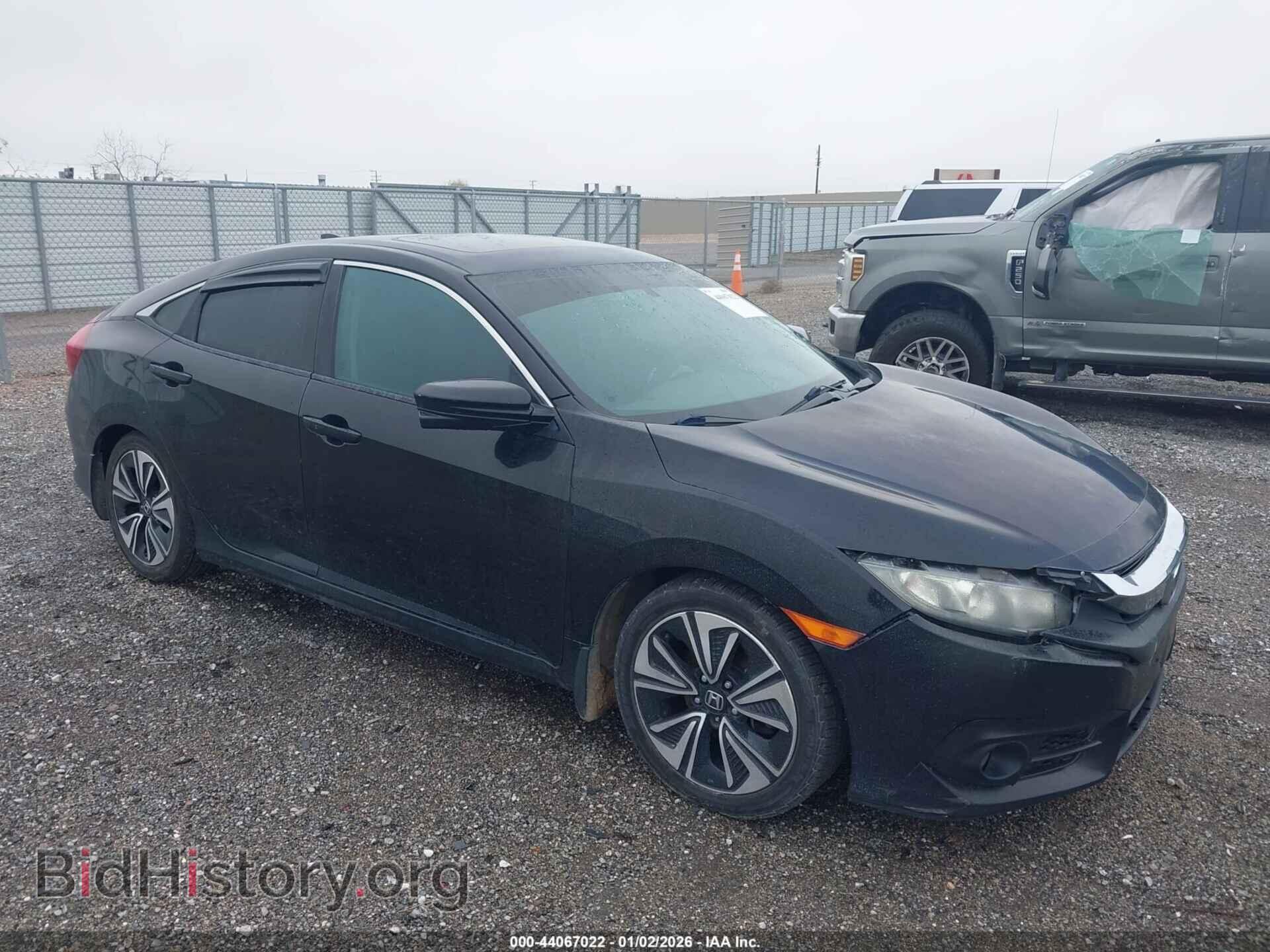 Photo 2HGFC1F30GH645201 - HONDA CIVIC 2016