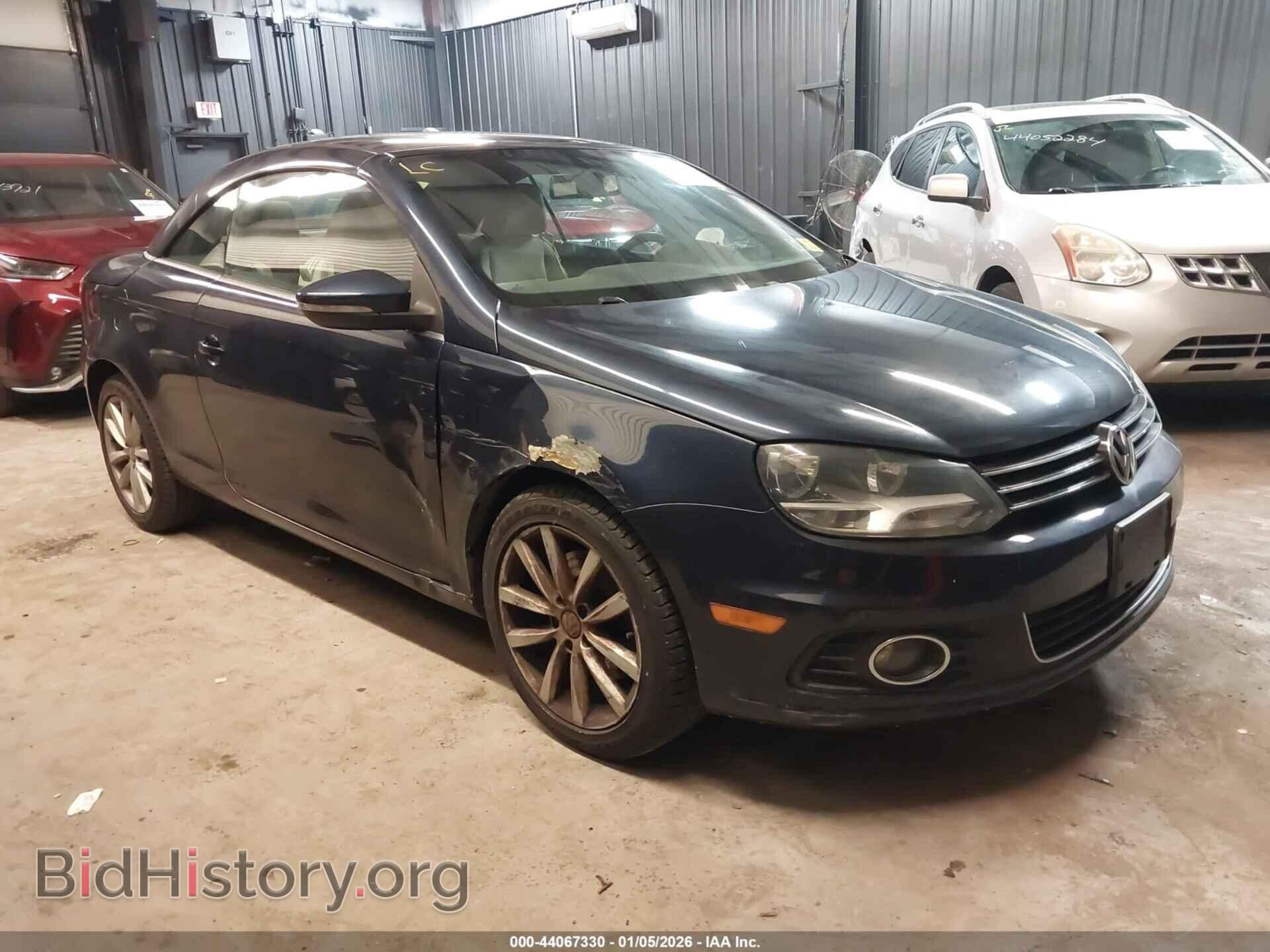 Фотография WVWBW7AH6CV013847 - VOLKSWAGEN EOS 2012