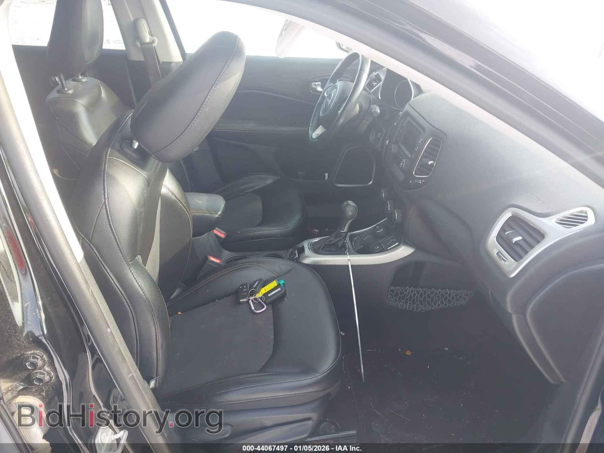 2018 JEEP COMPASS - VIN: 3C4NJDBB1JT246648 - Фото 5