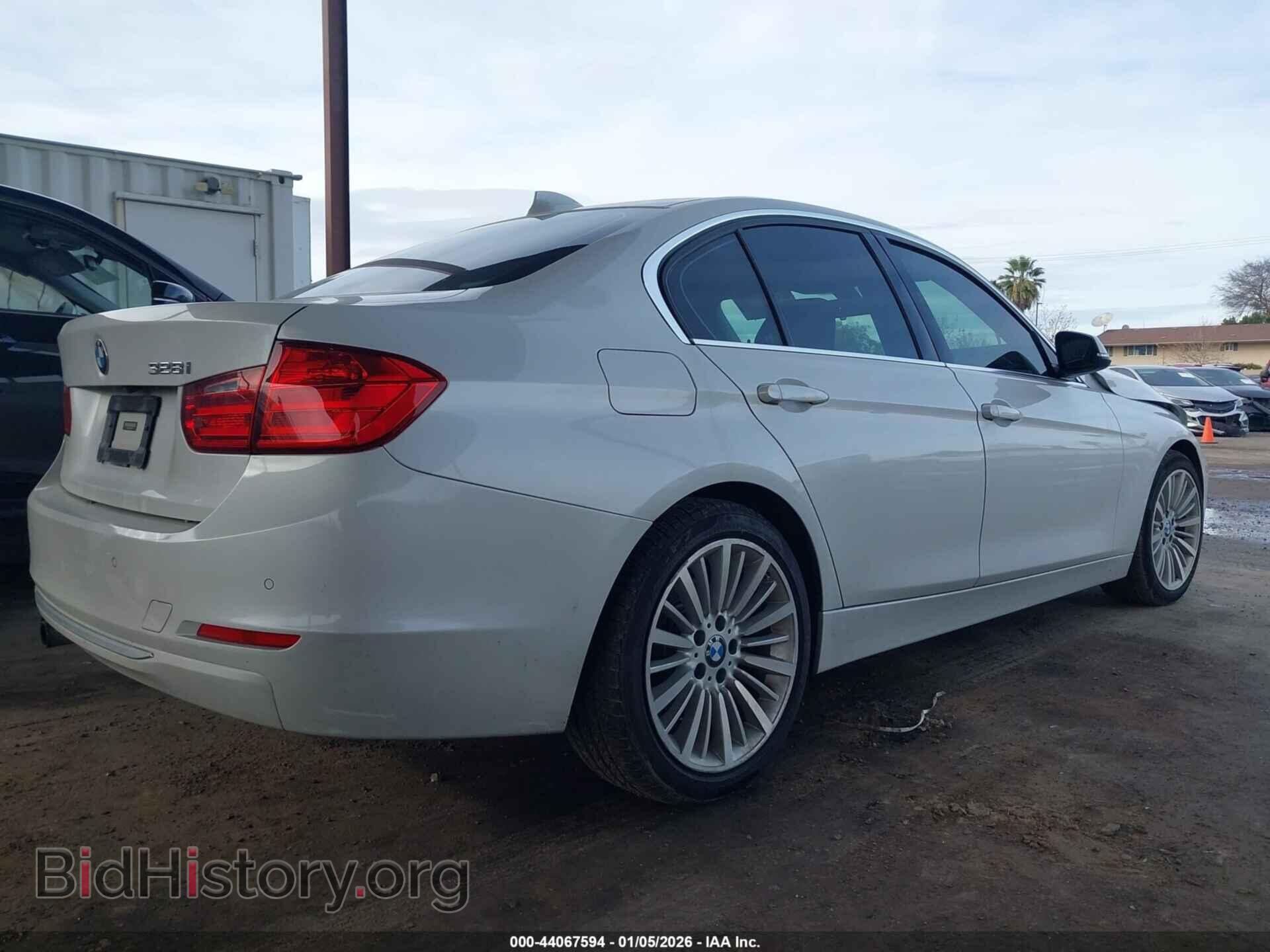 2012 BMW 328I - VIN: WBA3A5C54CF452790 - Фото 4