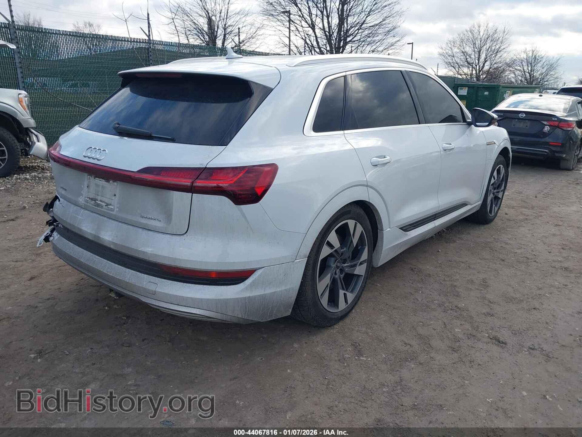 2021 AUDI E-TRON - VIN: WA1AAAGE5MB014411 - Фото 4