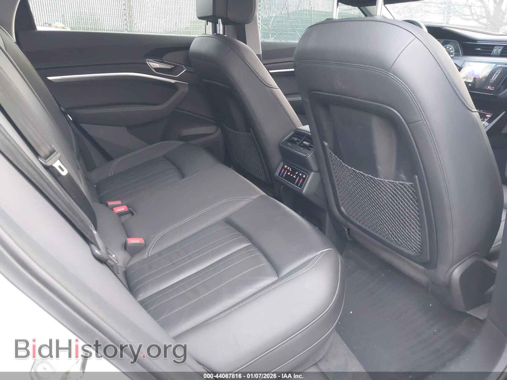 2021 AUDI E-TRON - VIN: WA1AAAGE5MB014411 - Фото 8