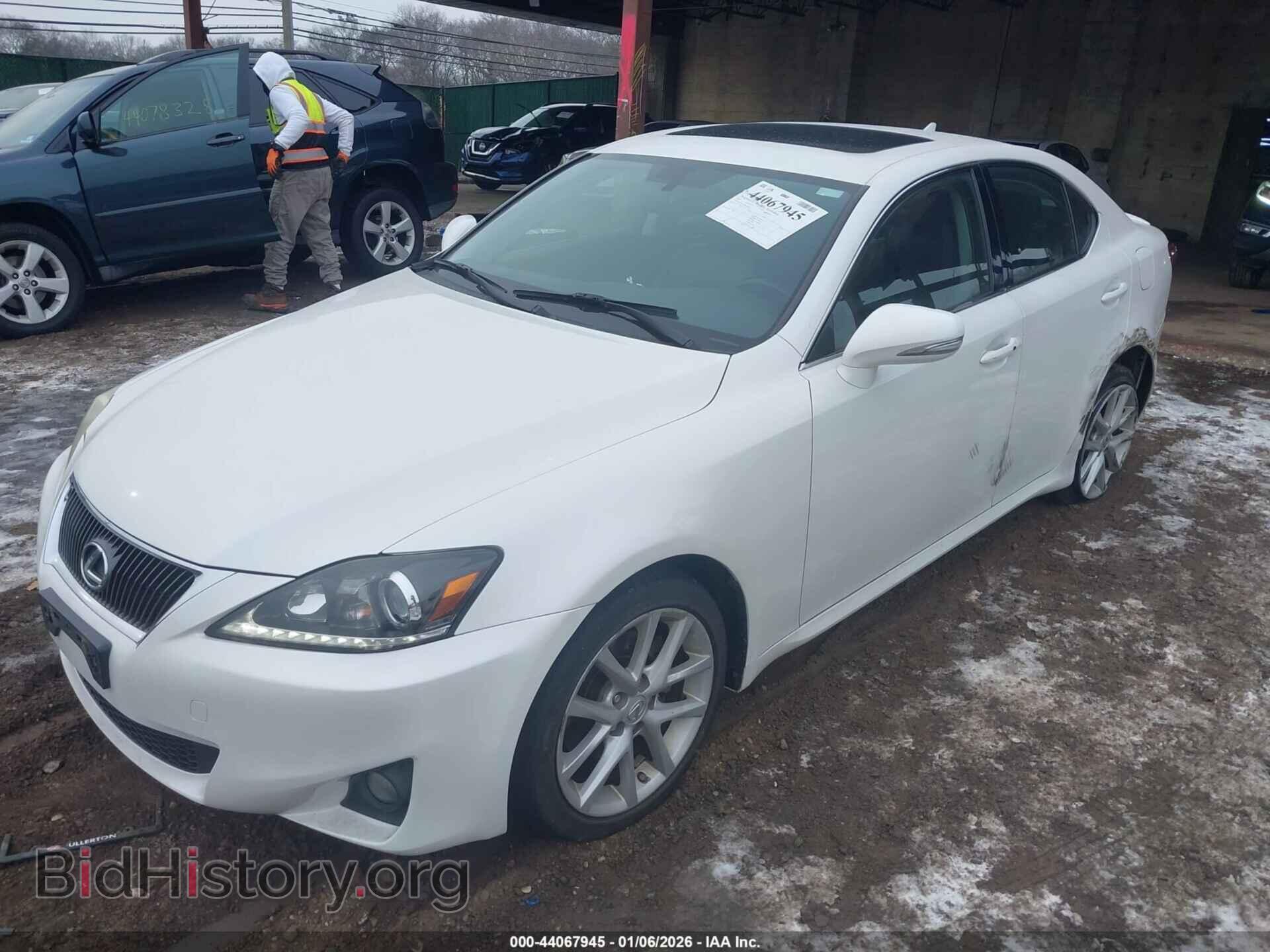 2011 LEXUS IS 250 - VIN: JTHCF5C21B5047628 - Фото 2