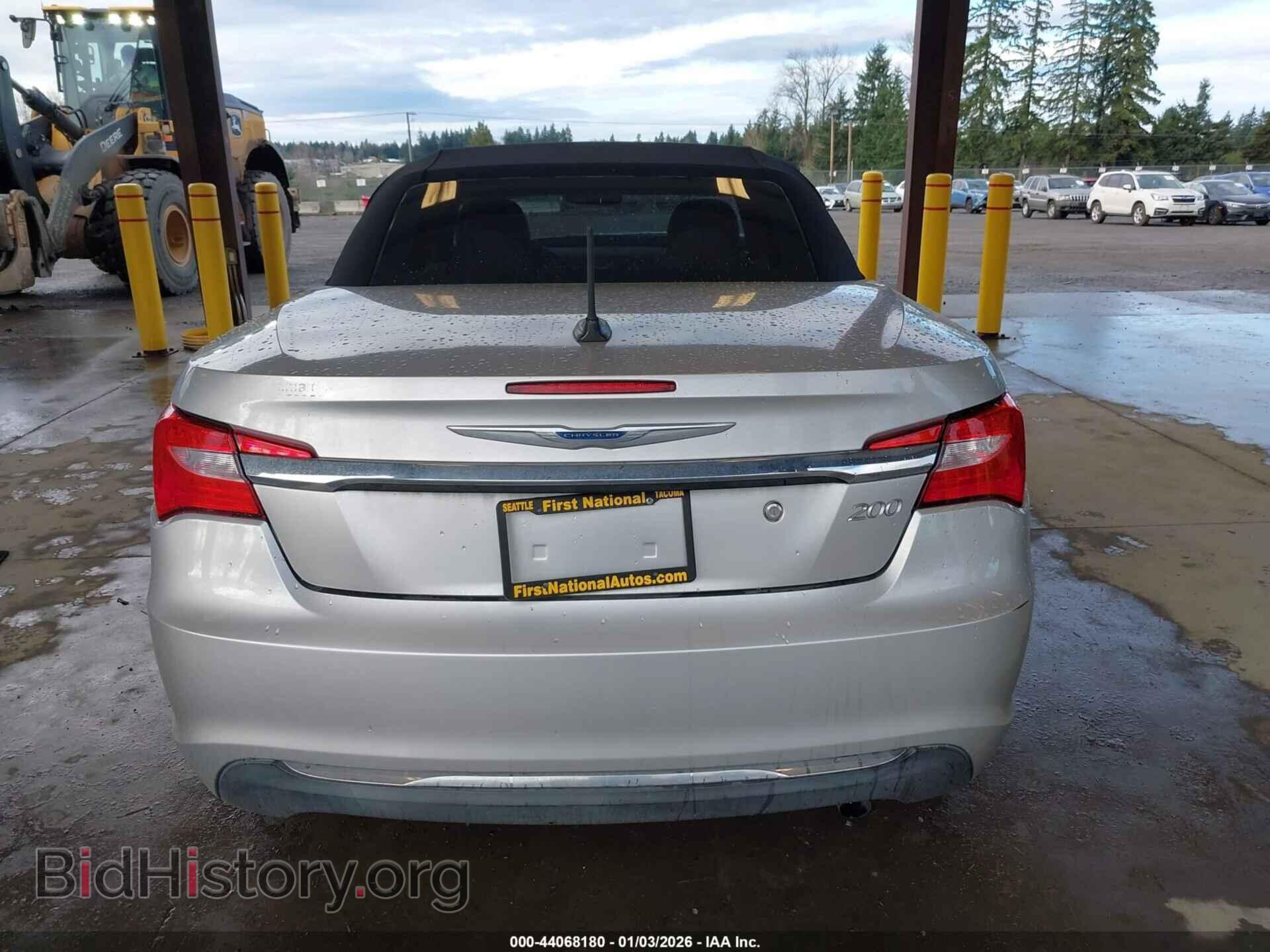 2012 CHRYSLER 200 - VIN: 1C3BCBEB8CN116046 - Фото 17