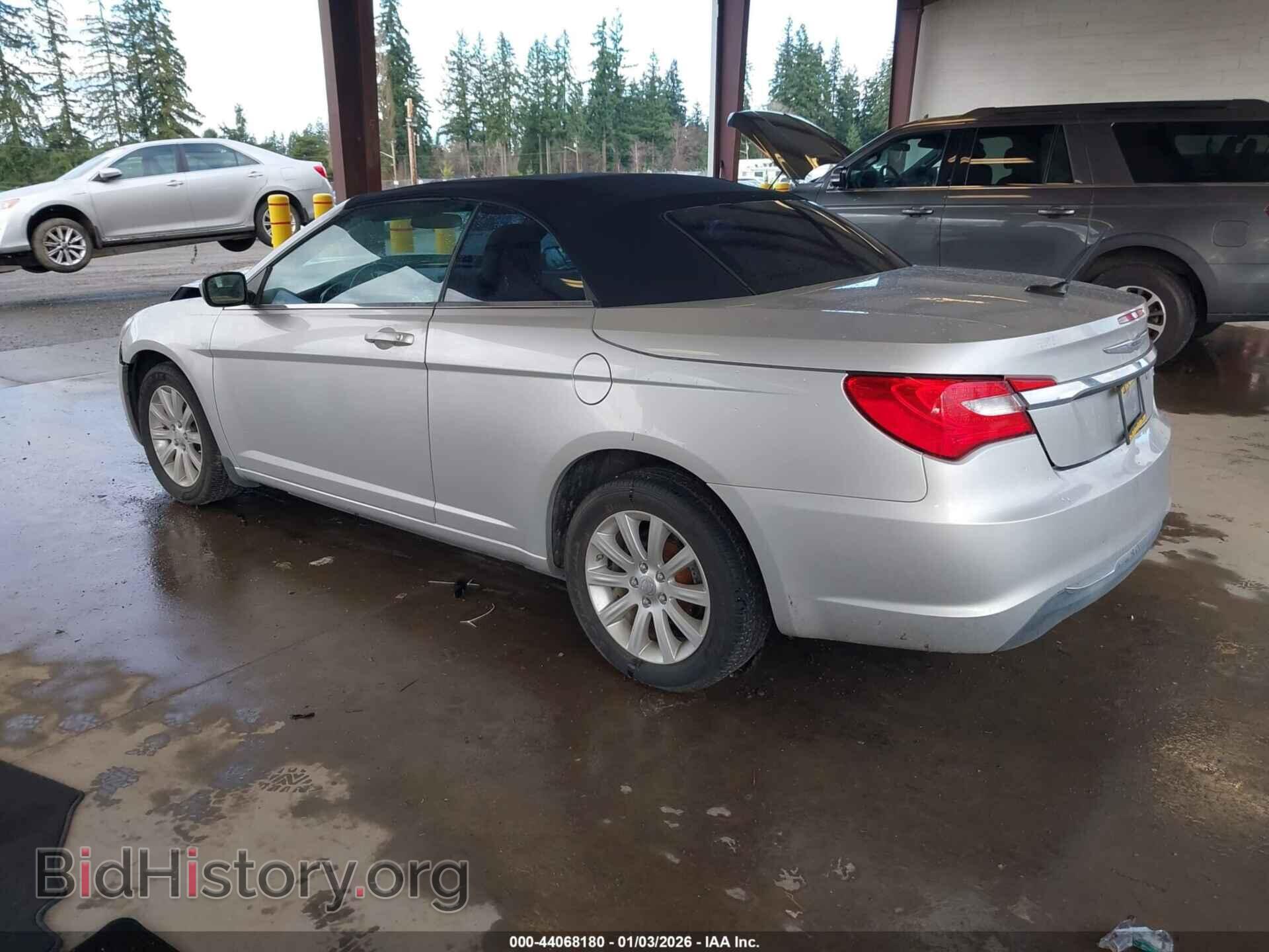 2012 CHRYSLER 200 - VIN: 1C3BCBEB8CN116046 - Фото 3