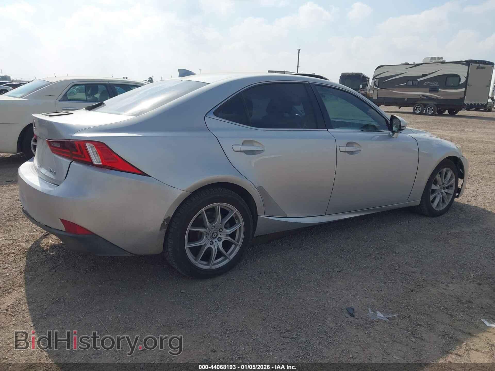 2015 LEXUS IS 250 - VIN: JTHBF1D20F5063070 - Photo 4