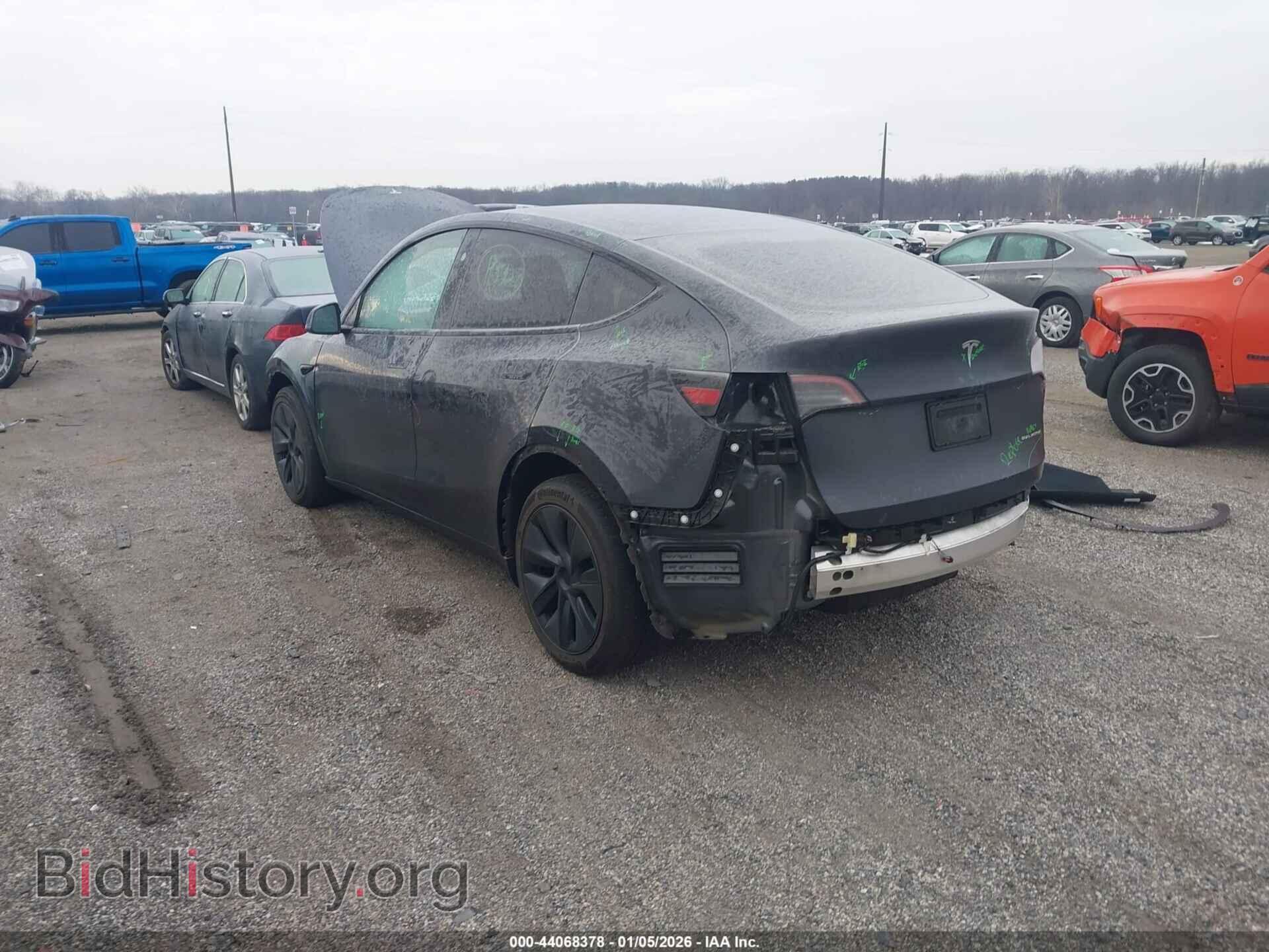 2025 TESLA MODEL Y - VIN: 7SAYGDEE9SA336728 - Фото 3