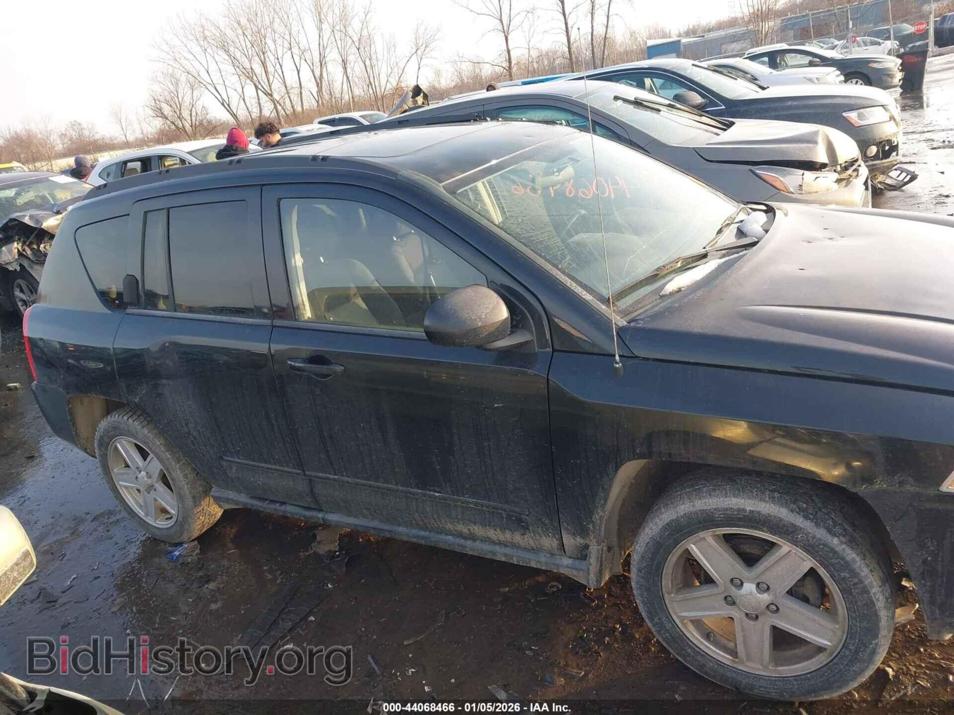 2010 JEEP COMPASS - VIN: 1J4NT4FA1AD600308 - Фото 13