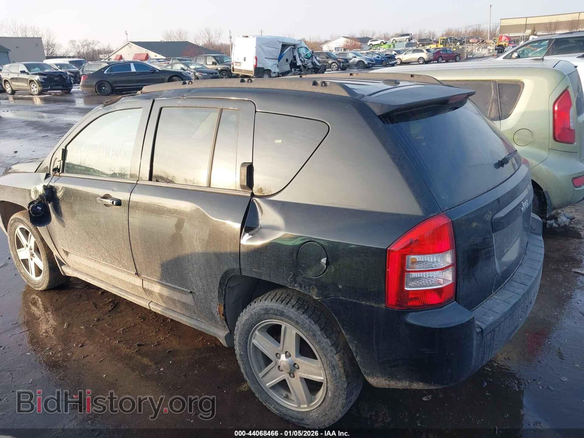 2010 JEEP COMPASS - VIN: 1J4NT4FA1AD600308 - Фото 14