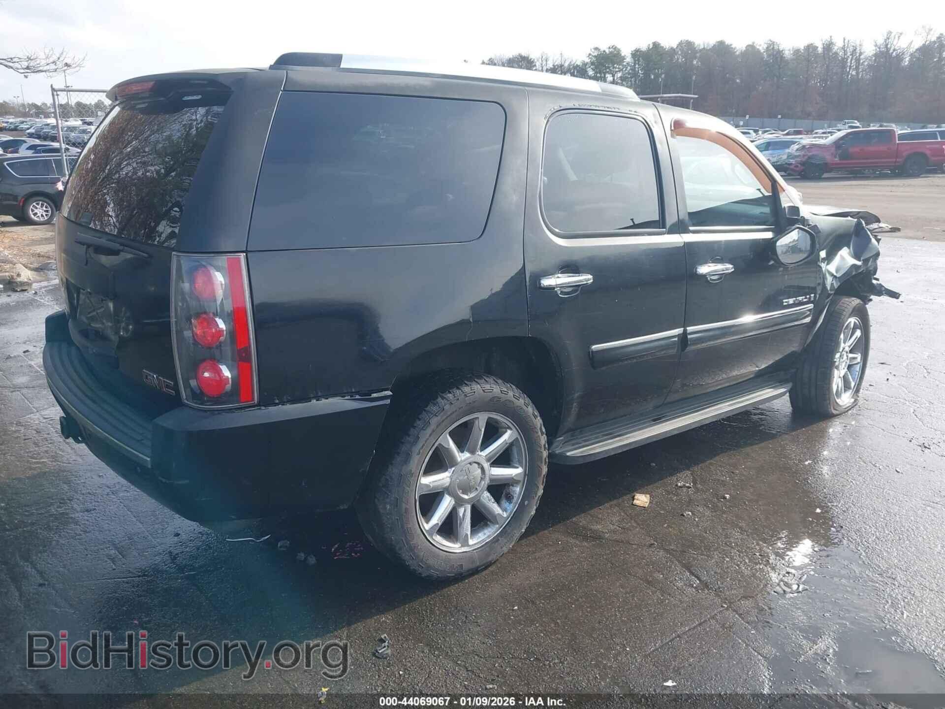 2007 GMC YUKON - VIN: 1GKFK638X7J359678 - Фото 4