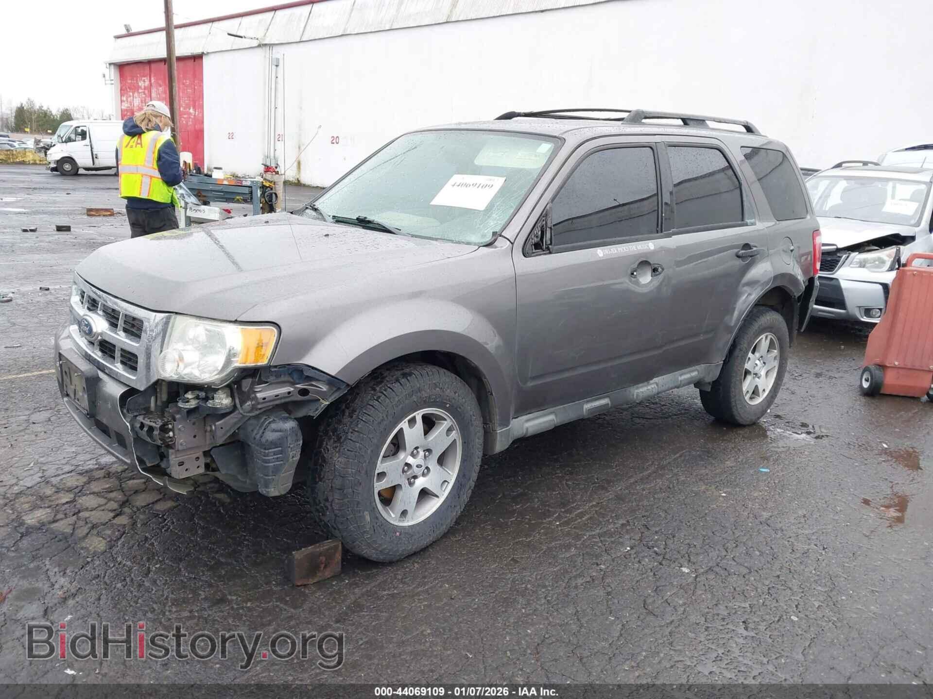 2011 FORD ESCAPE - VIN: 1FMCU9C76BKC51557 - Фото 2