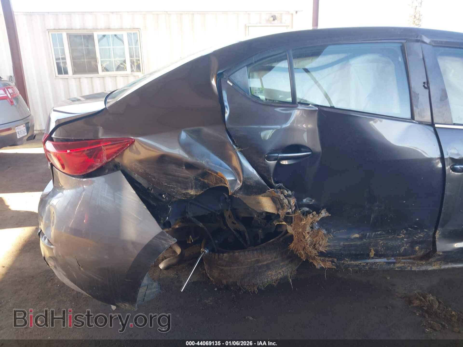2017 MAZDA MAZDA3 - VIN: 3MZBN1V78HM122522 - Фото 6