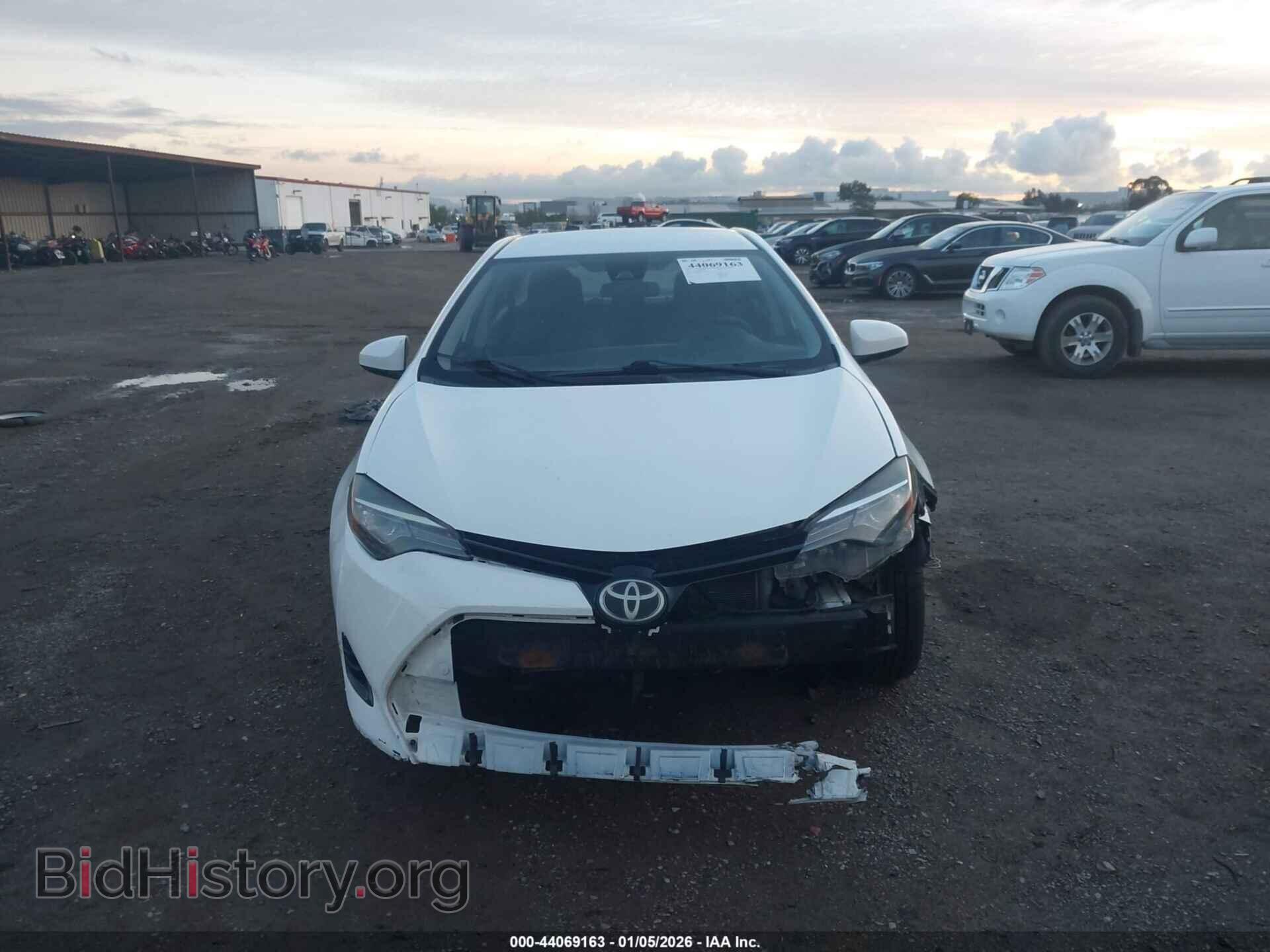 2017 TOYOTA COROLLA - VIN: 5YFBURHE0HP620043 - Фото 13