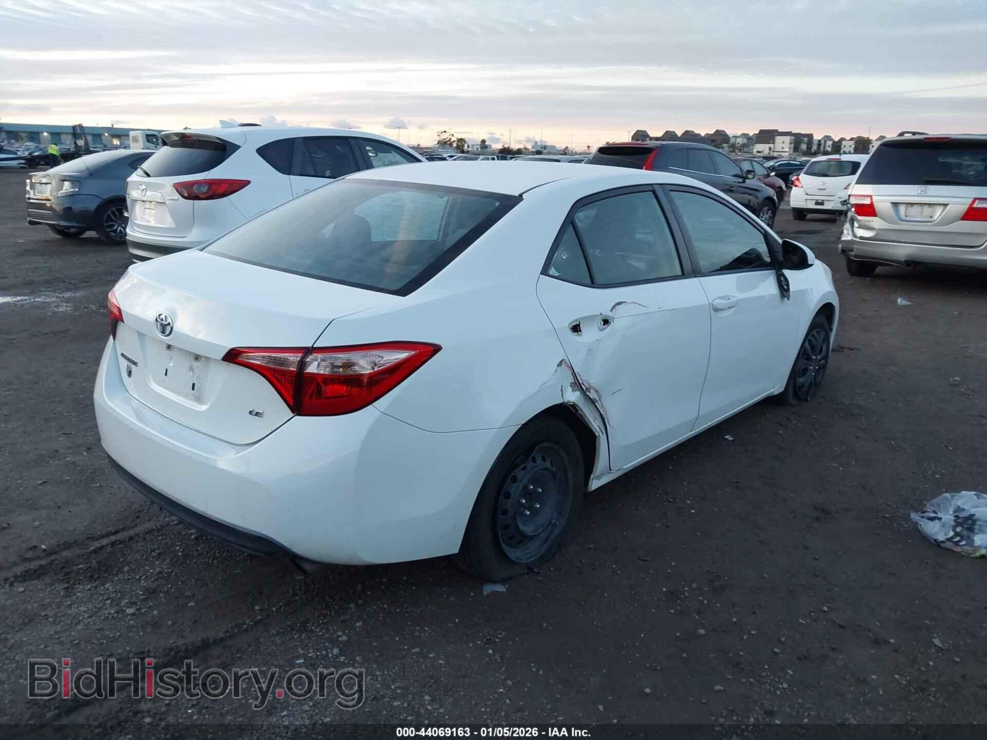 2017 TOYOTA COROLLA - VIN: 5YFBURHE0HP620043 - Фото 4