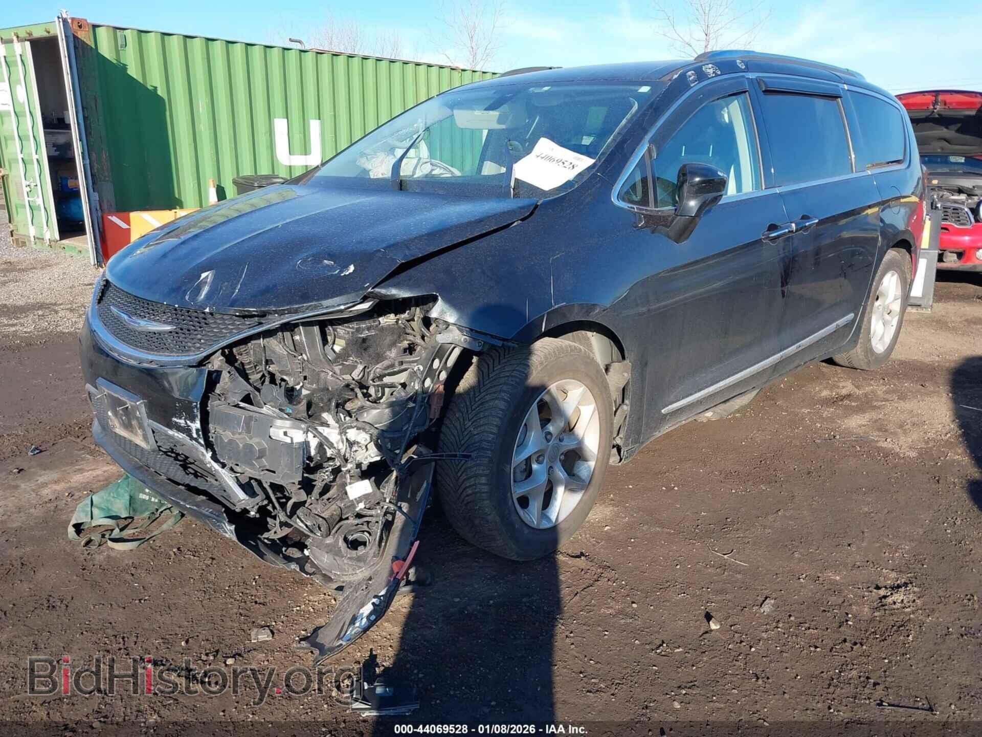 2018 CHRYSLER PACIFICA - VIN: 2C4RC1EG5JR157234 - Фото 2