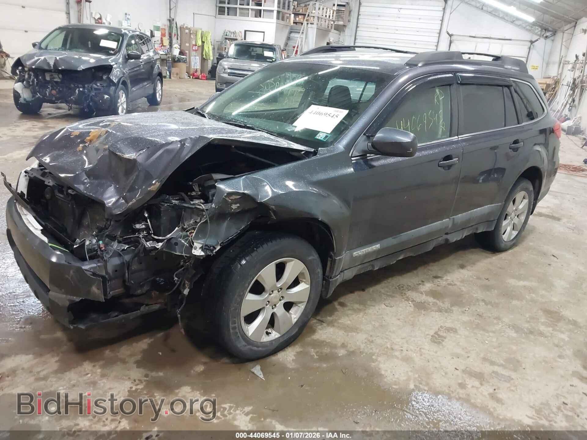 2011 SUBARU OUTBACK - VIN: 4S4BRCLC3B3353545 - Фото 2