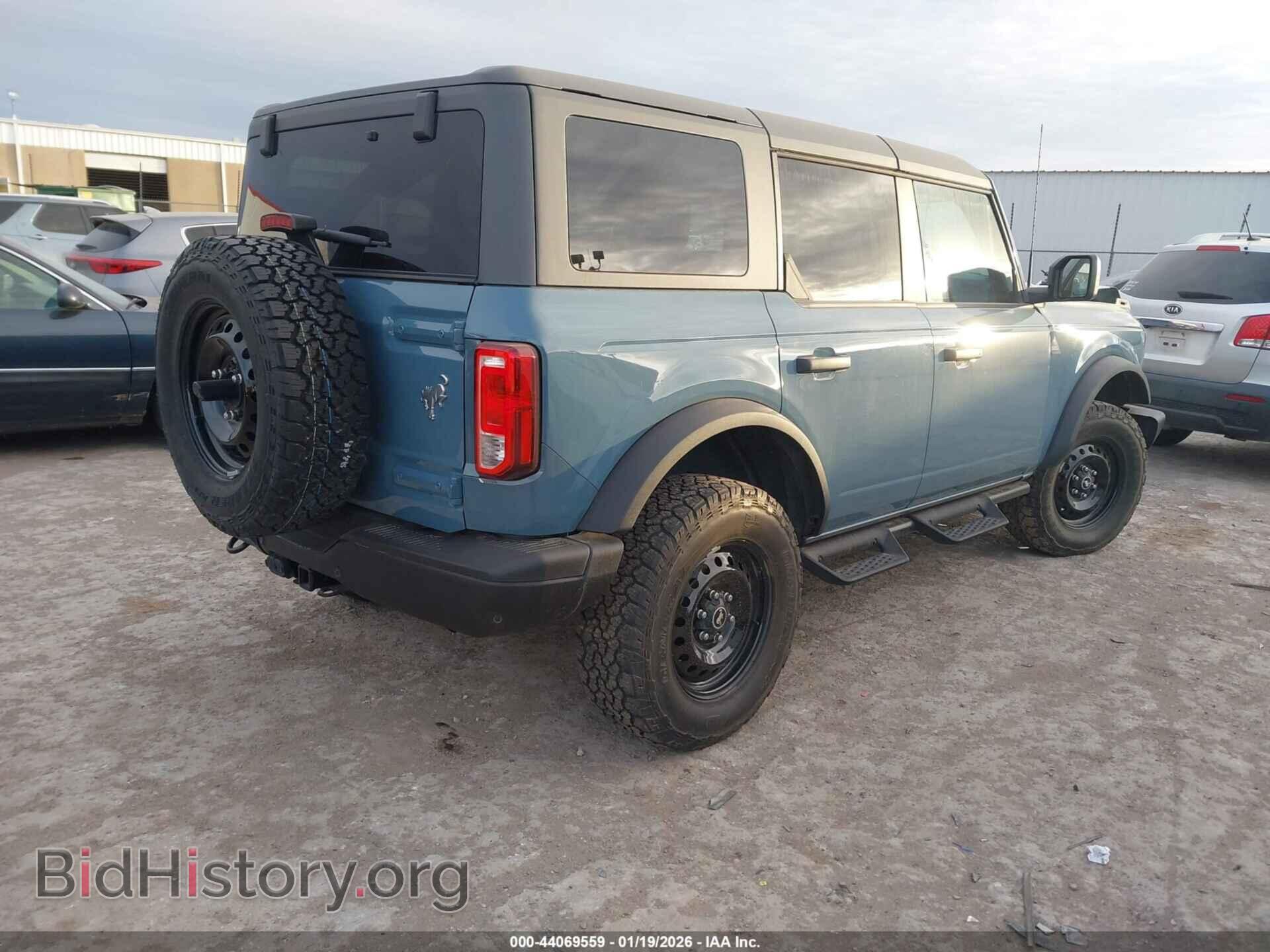 2023 FORD BRONCO - VIN: 1FMEE5DP8PLC16758 - Фото 4