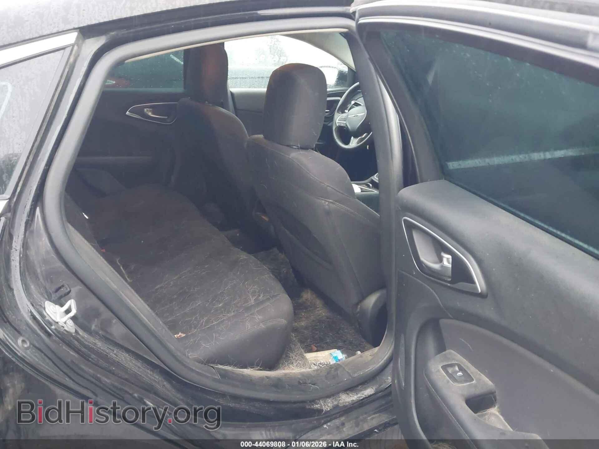 2015 CHRYSLER 200 - VIN: 1C3CCCAB1FN626419 - Фото 8
