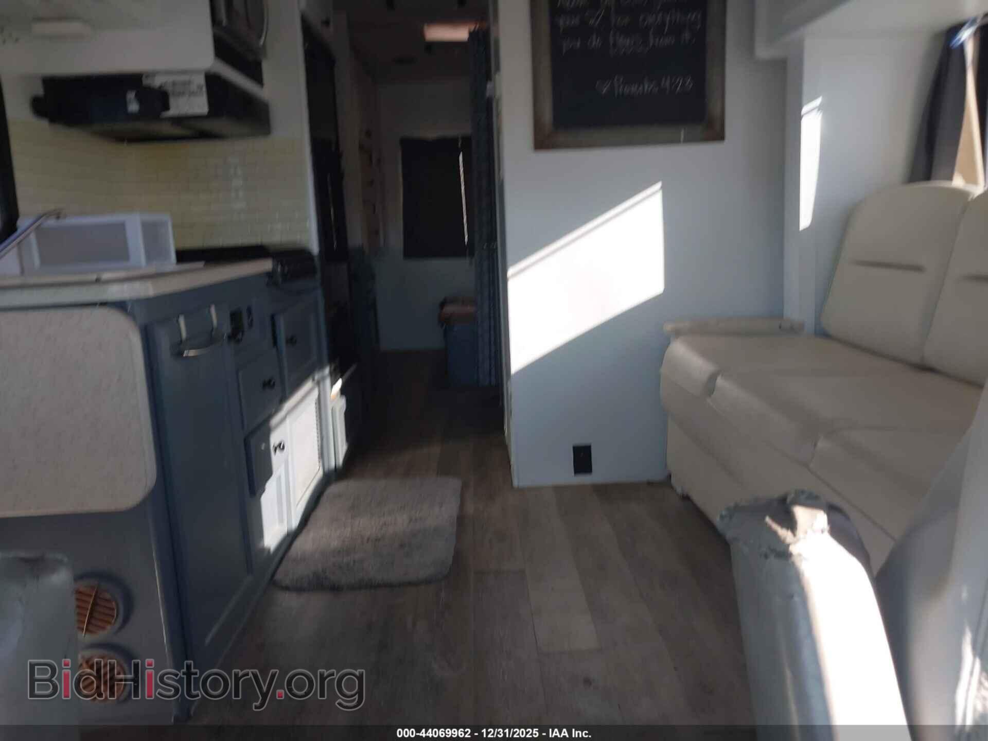 2006 FORD E-450 CUTAWAY - VIN: 1FDXE45P76DB40542 - Фото 6