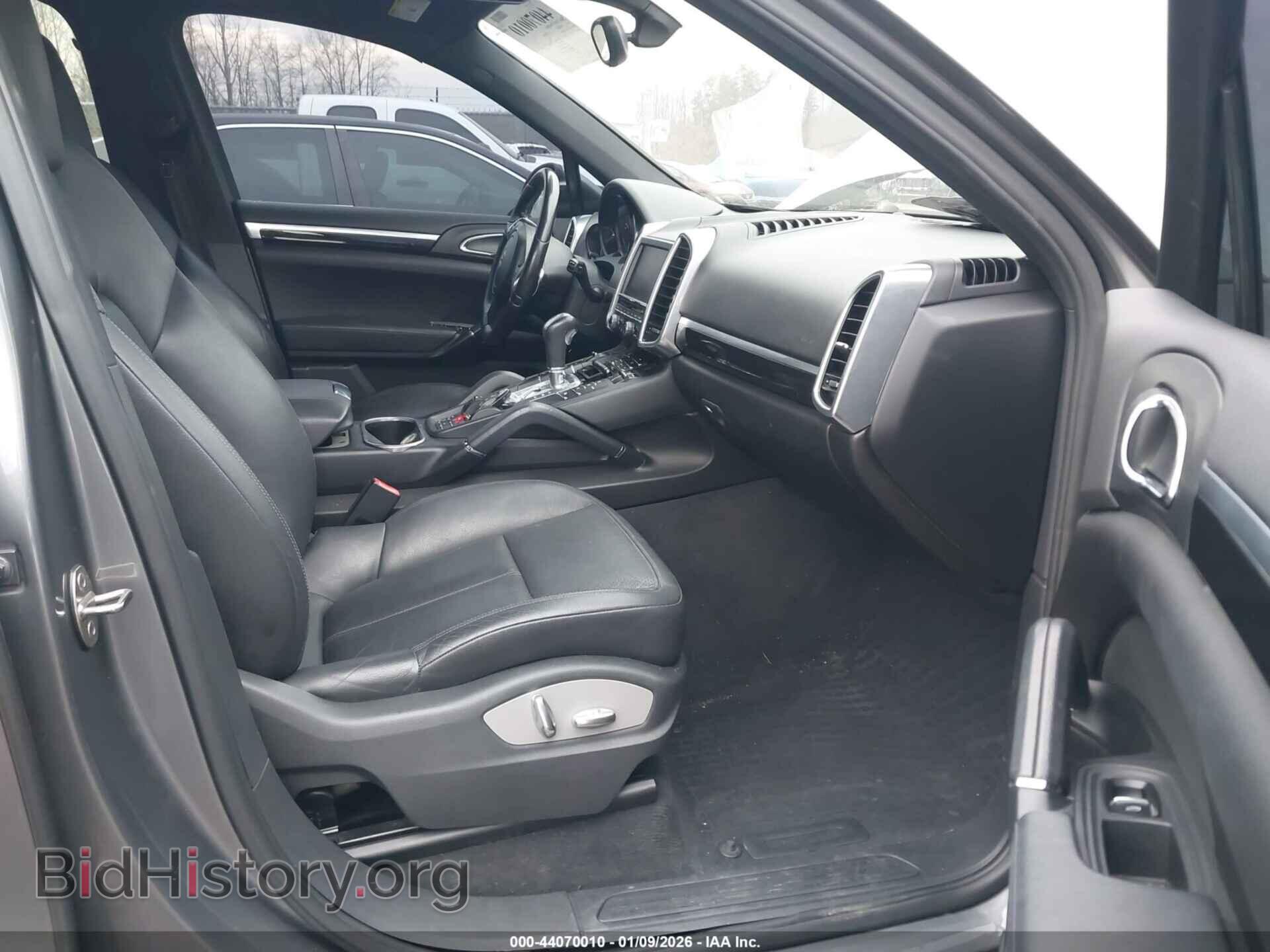 2011 PORSCHE CAYENNE - VIN: WP1AA2A22BLA00790 - Photo 5